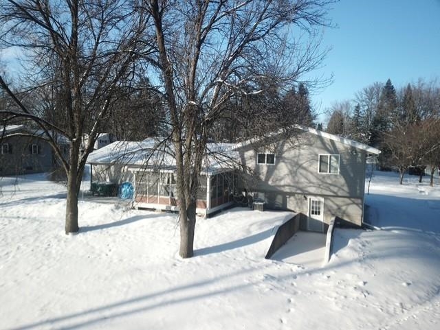 703 LAWRENCE AVENUE, Rothschild, Wisconsin 54474, 4 Bedrooms Bedrooms, ,2 BathroomsBathrooms,Residential,For Sale,703 LAWRENCE AVENUE,22600217