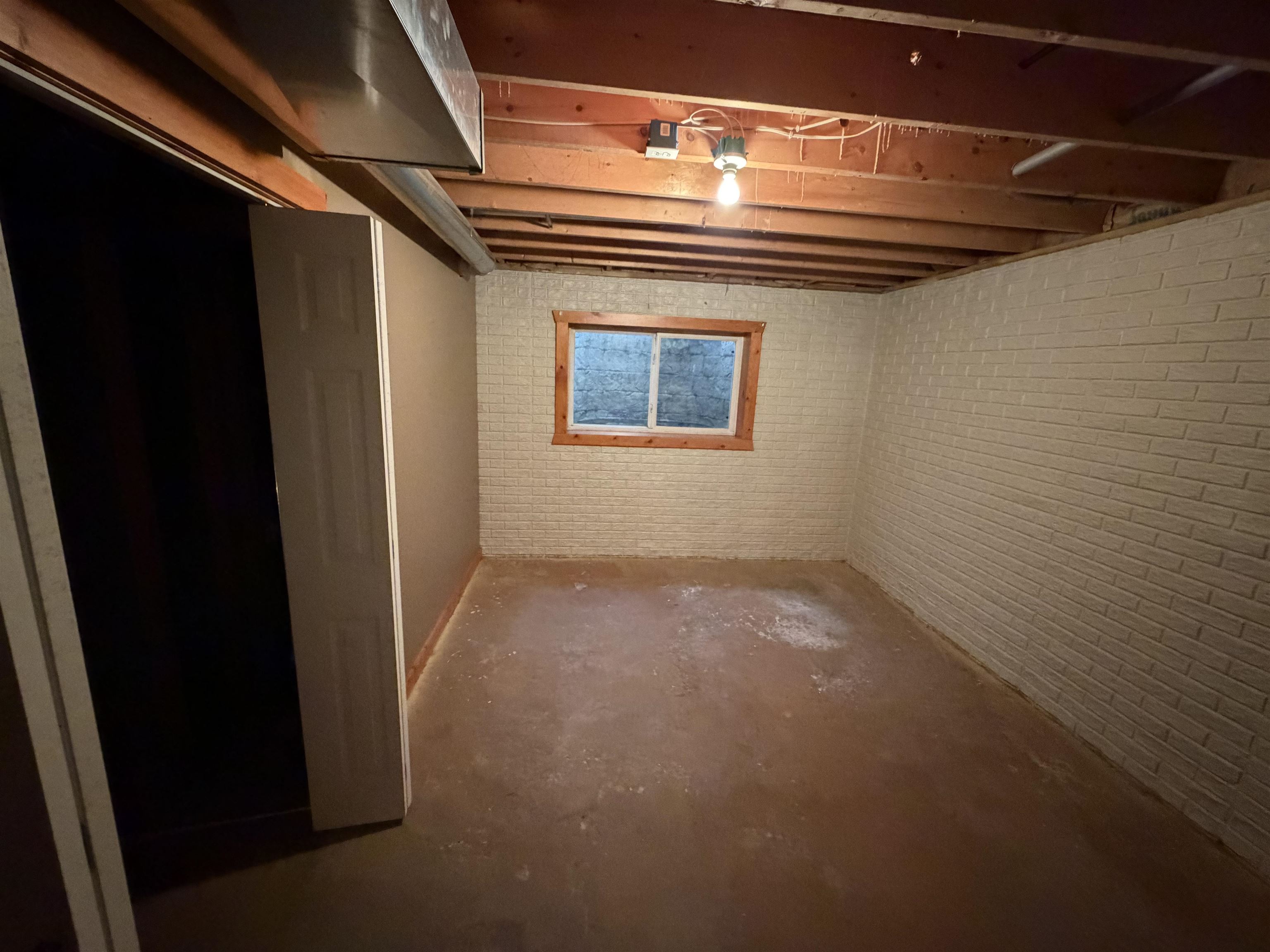 W8135 SAND ROAD, Neillsville, Wisconsin 54456, 3 Bedrooms Bedrooms, ,3 BathroomsBathrooms,Residential,For Sale,W8135 SAND ROAD,22600277