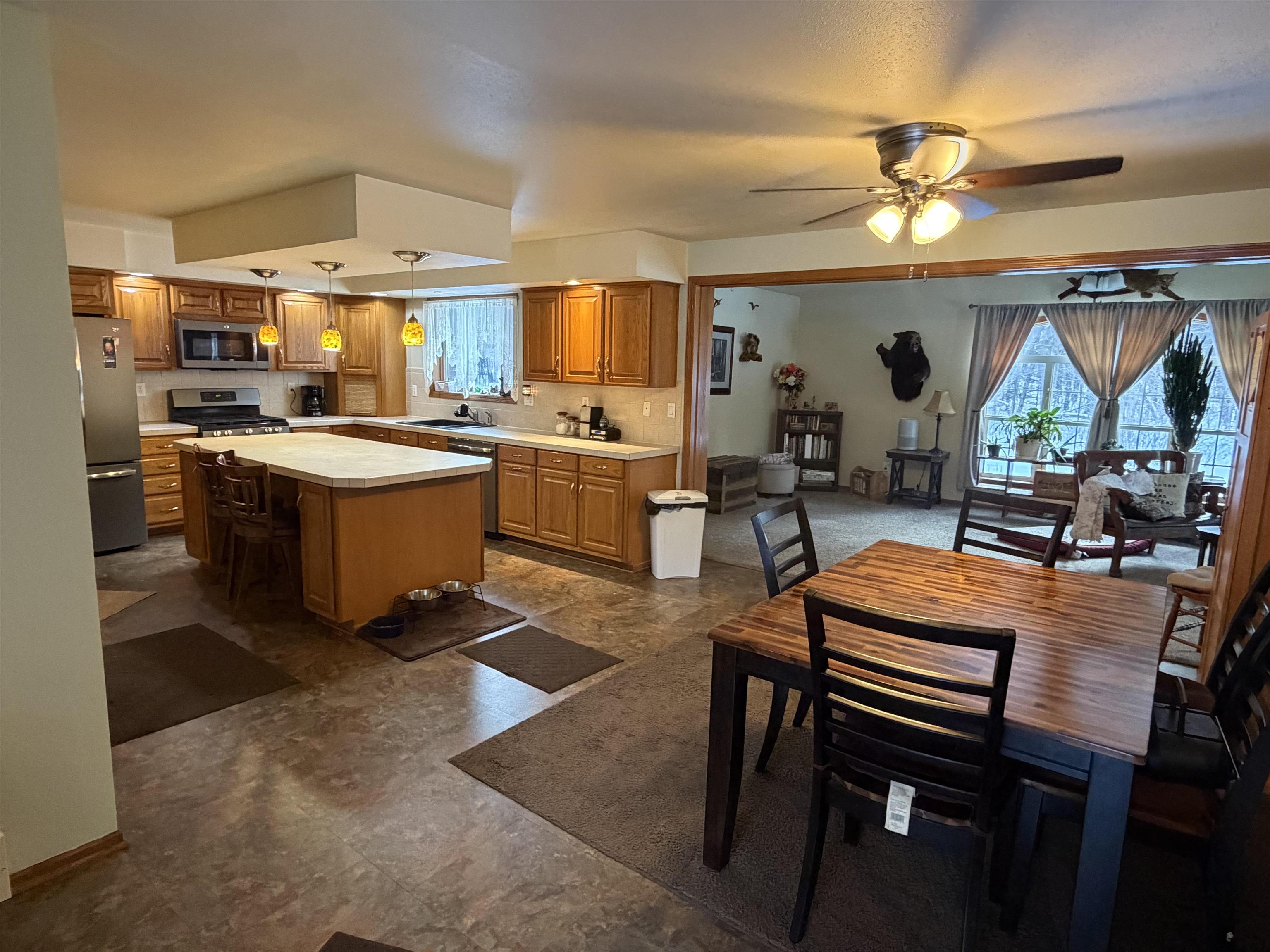 W8135 SAND ROAD, Neillsville, Wisconsin 54456, 3 Bedrooms Bedrooms, ,3 BathroomsBathrooms,Residential,For Sale,W8135 SAND ROAD,22600277