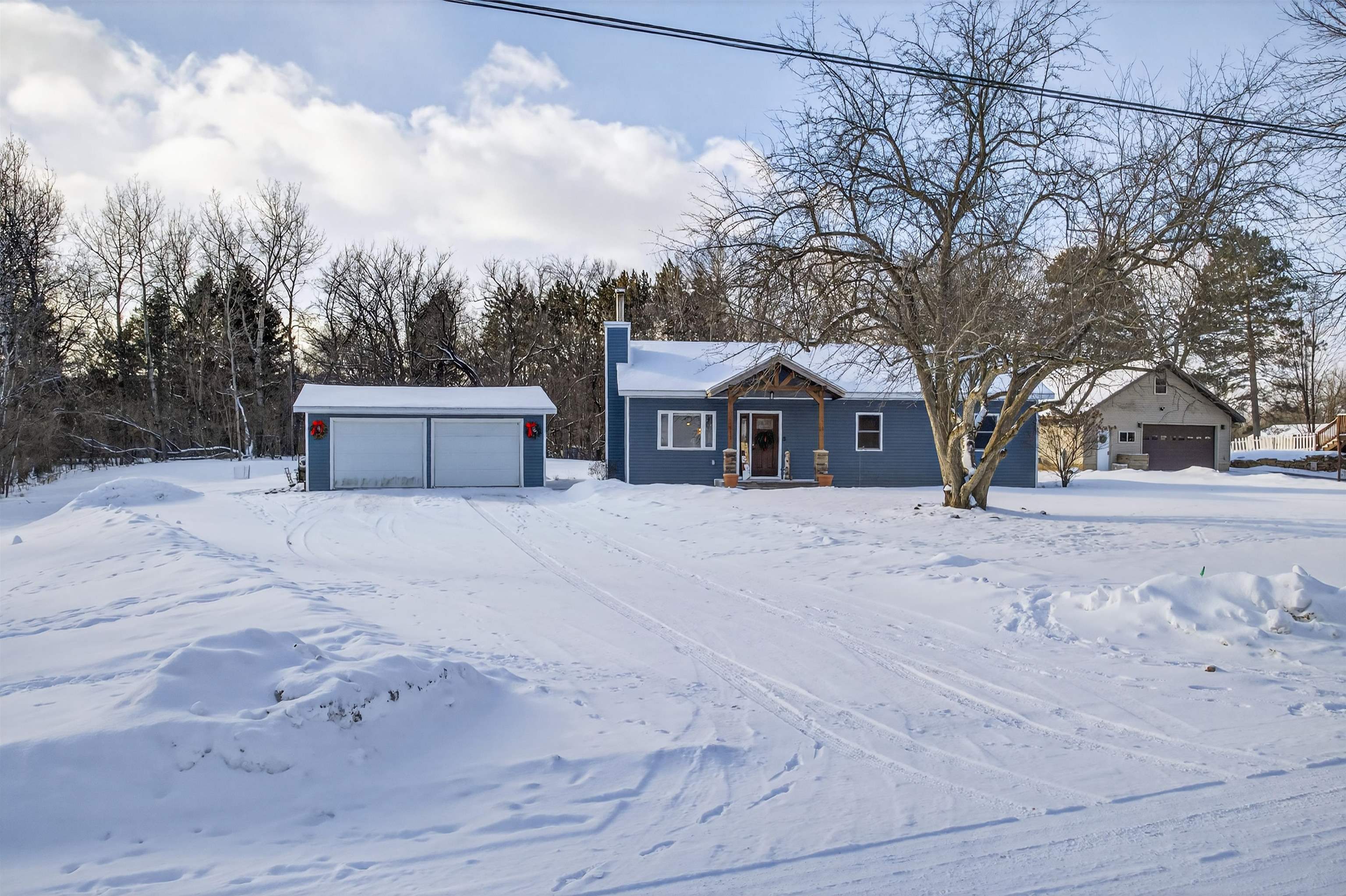 111 GLENDALE LANE, Nekoosa, Wisconsin 54457, 3 Bedrooms Bedrooms, ,2 BathroomsBathrooms,Residential,For Sale,111 GLENDALE LANE,22600279