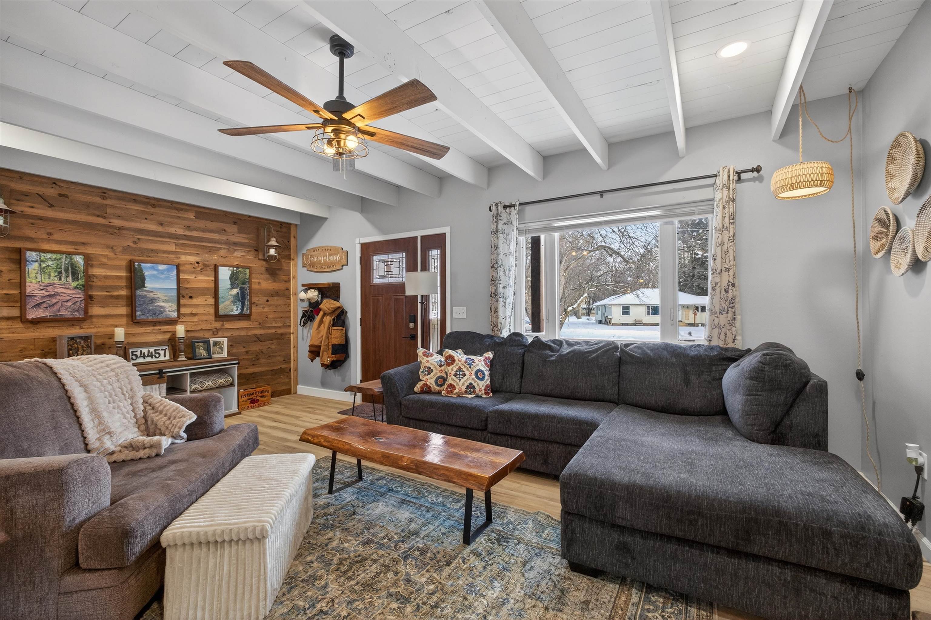 111 GLENDALE LANE, Nekoosa, Wisconsin 54457, 3 Bedrooms Bedrooms, ,2 BathroomsBathrooms,Residential,For Sale,111 GLENDALE LANE,22600279