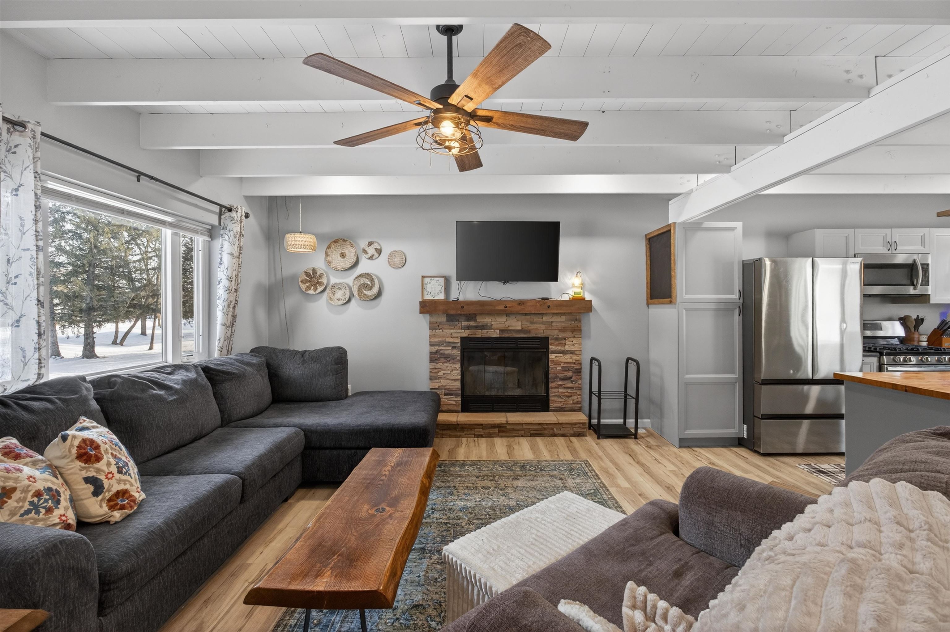 111 GLENDALE LANE, Nekoosa, Wisconsin 54457, 3 Bedrooms Bedrooms, ,2 BathroomsBathrooms,Residential,For Sale,111 GLENDALE LANE,22600279