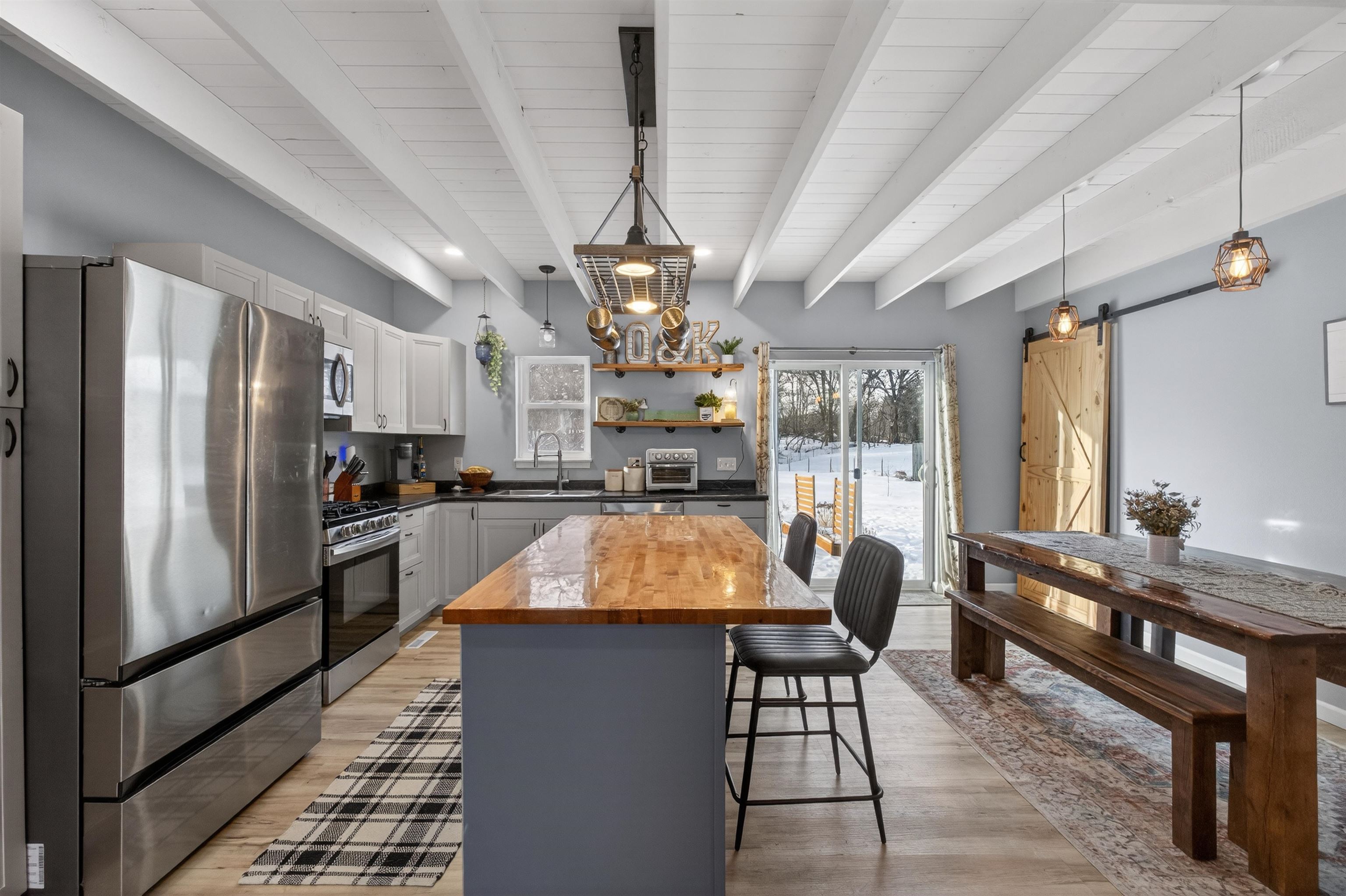 111 GLENDALE LANE, Nekoosa, Wisconsin 54457, 3 Bedrooms Bedrooms, ,2 BathroomsBathrooms,Residential,For Sale,111 GLENDALE LANE,22600279