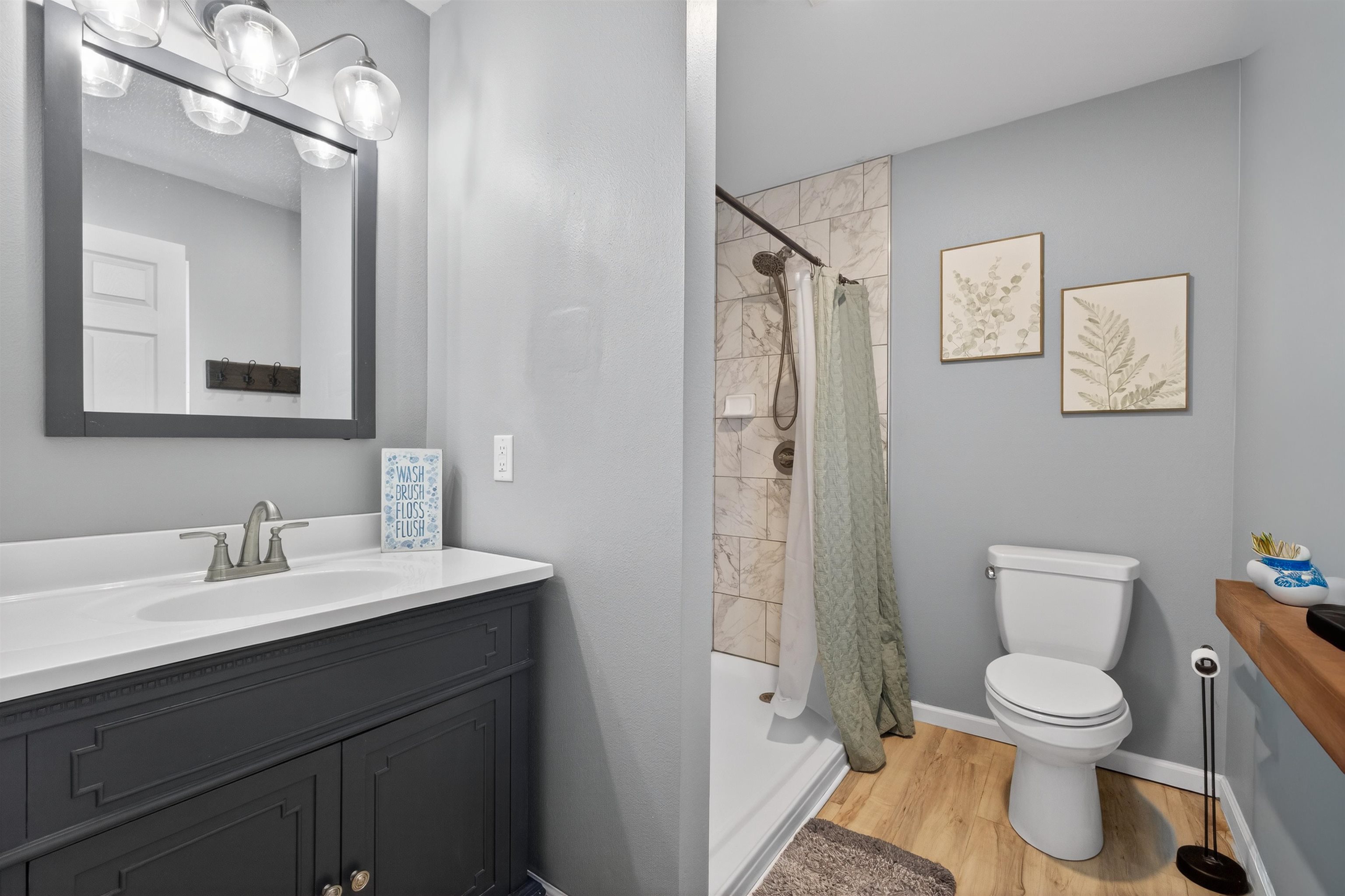 111 GLENDALE LANE, Nekoosa, Wisconsin 54457, 3 Bedrooms Bedrooms, ,2 BathroomsBathrooms,Residential,For Sale,111 GLENDALE LANE,22600279