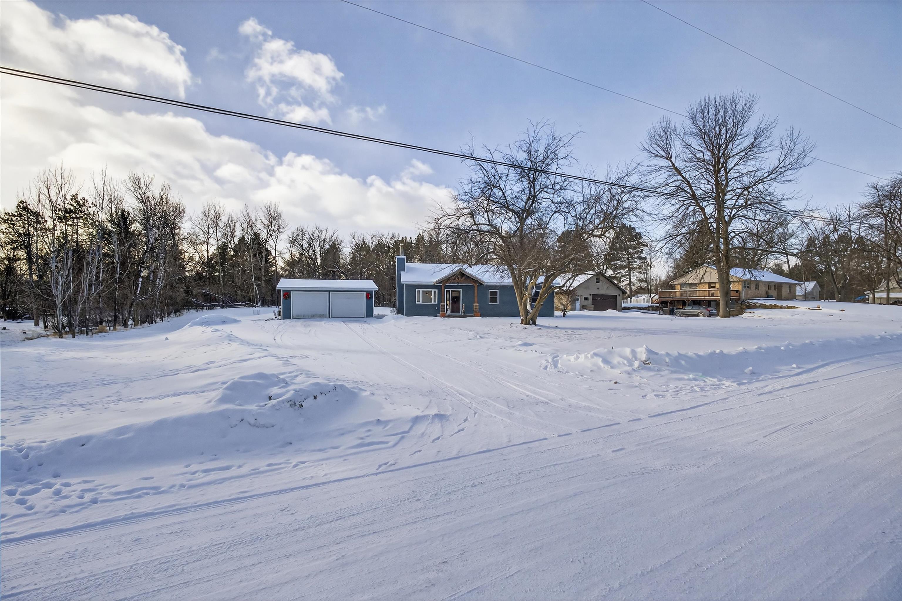 111 GLENDALE LANE, Nekoosa, Wisconsin 54457, 3 Bedrooms Bedrooms, ,2 BathroomsBathrooms,Residential,For Sale,111 GLENDALE LANE,22600279