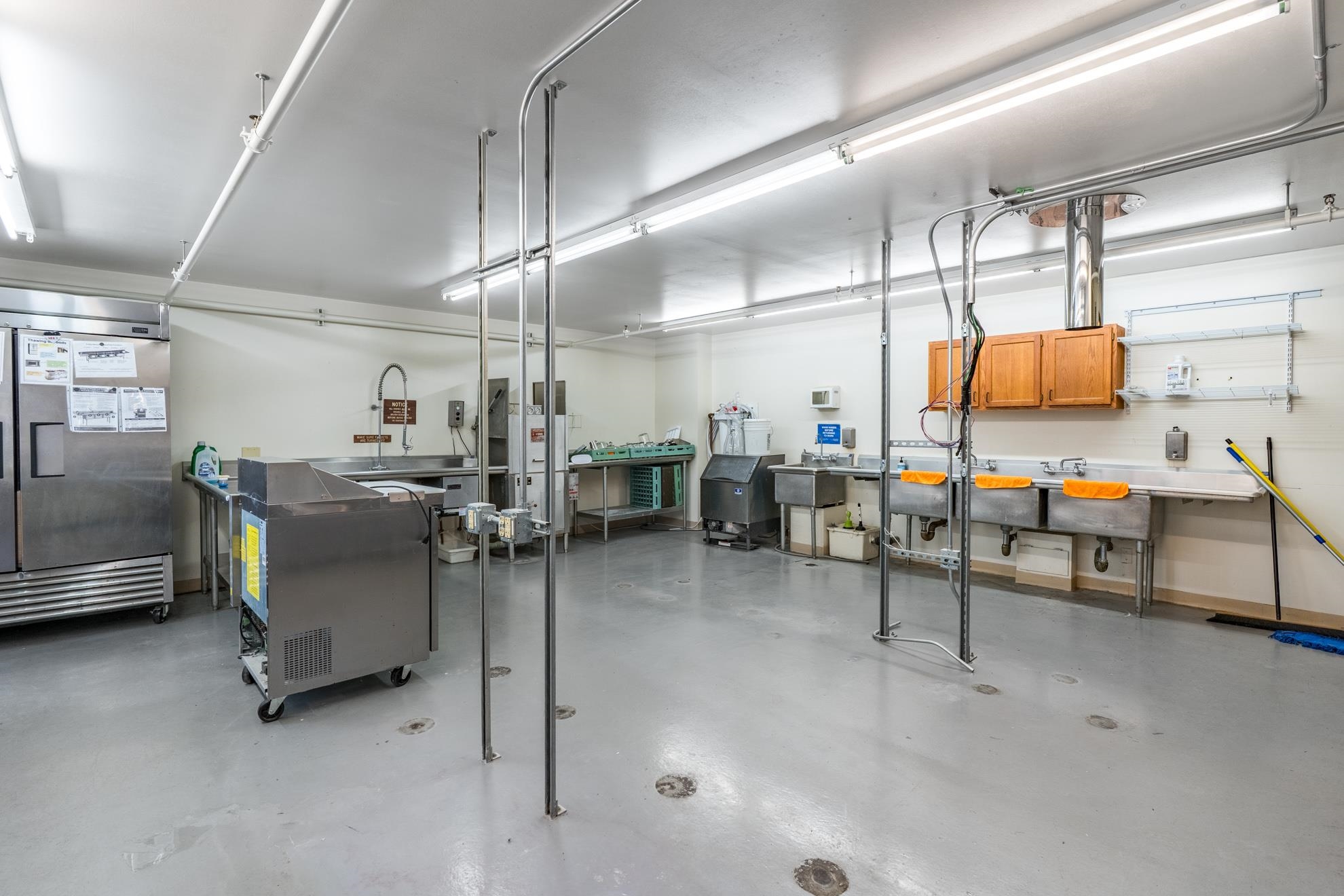 130 N 1ST STREET, Wausau, Wisconsin 54403, ,Commercial/industrial,For Rent,130 N 1ST STREET,22600287