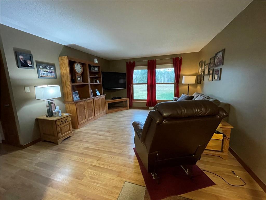 10218 Towne View Road, HAYWARD, Wisconsin 54843, 3 Bedrooms Bedrooms, ,3 BathroomsBathrooms,Residential,For Sale,10218 Towne View Road,NW1587463