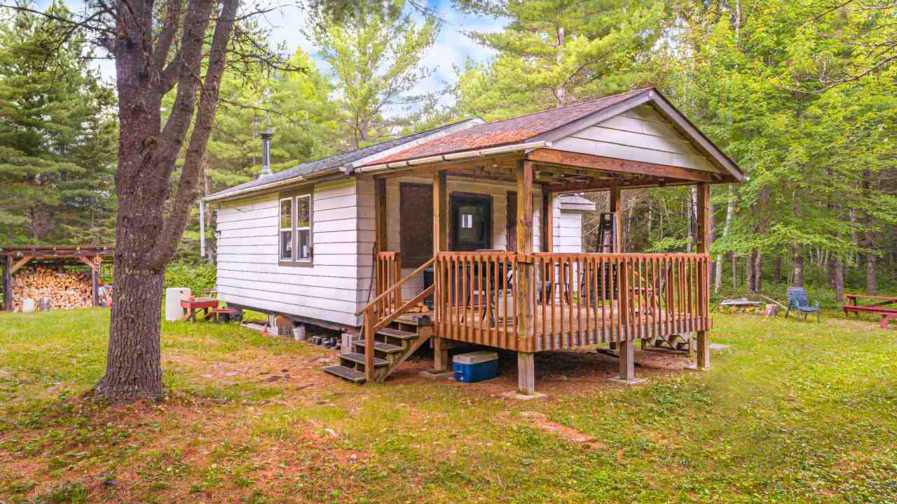 Ely Mn Country Homes And Cabins Ely Mn Realtor With Northeastern