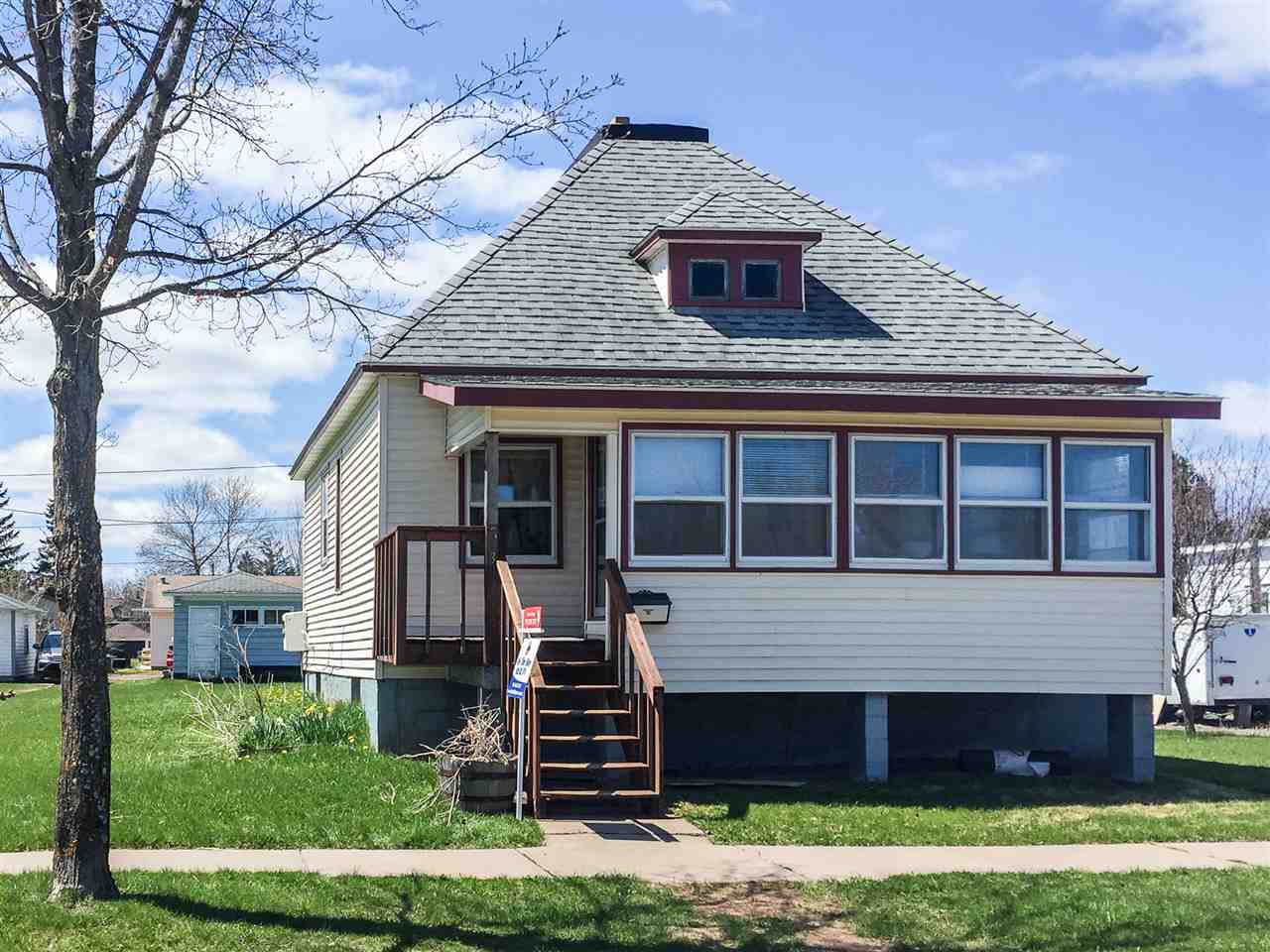 713 7th Ave E, Ashland, WI 54806 74,900 Single Family Sold
