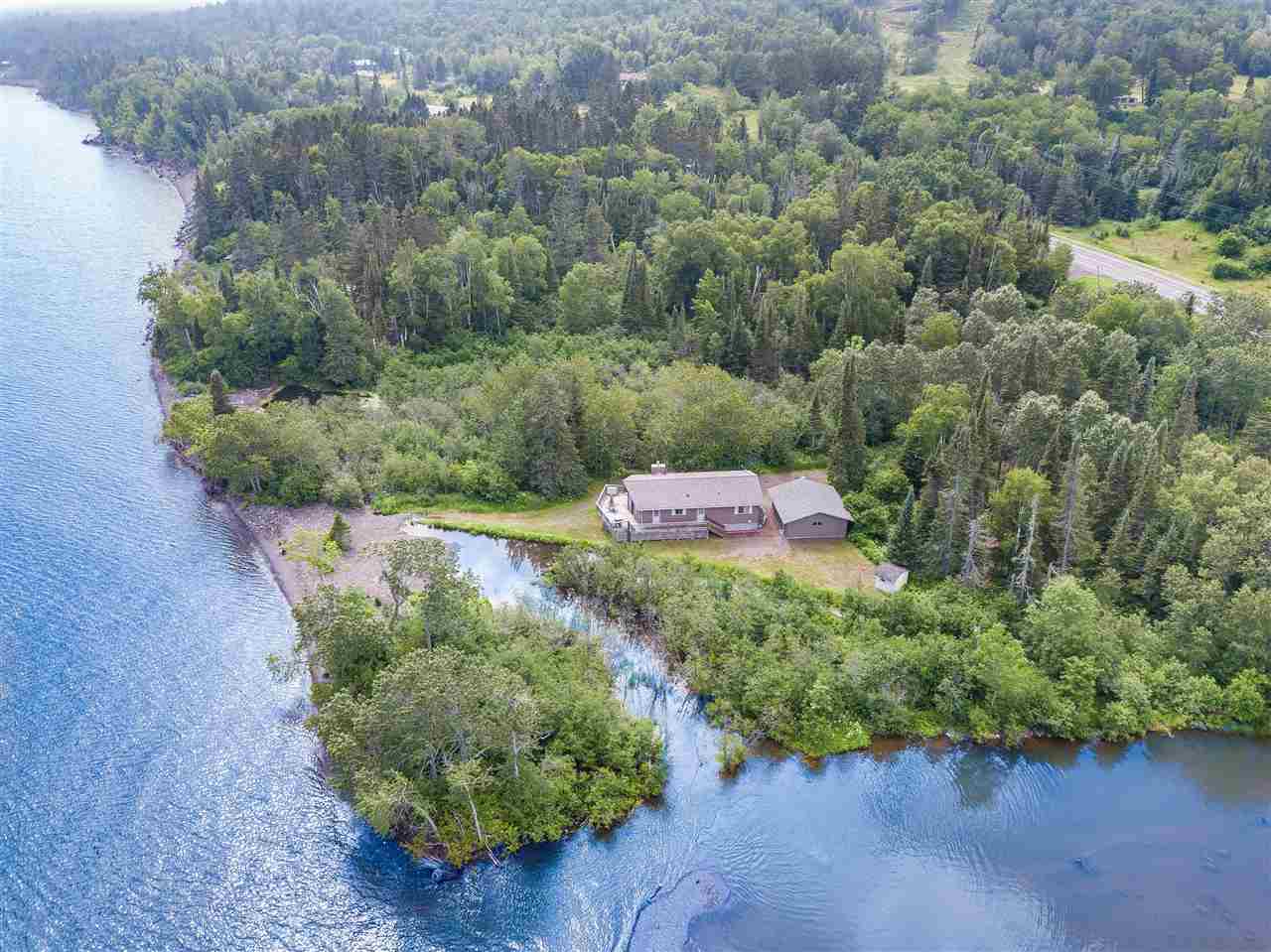 Two Harbors, Minnesota Homes, Cabins and Condominiums For ...