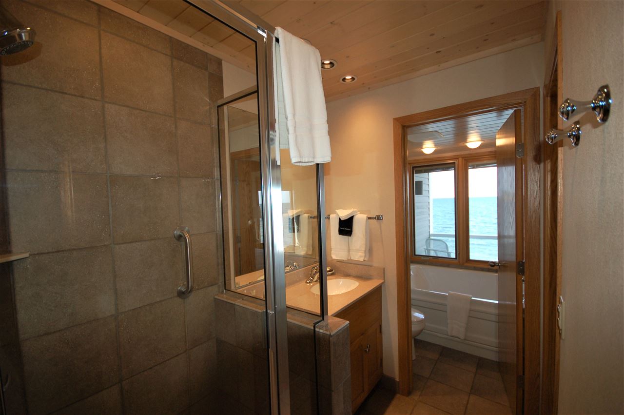 7192 W Highway 61, Tofte, MN 55615 419,900 Condo/Twnhouse/Twin