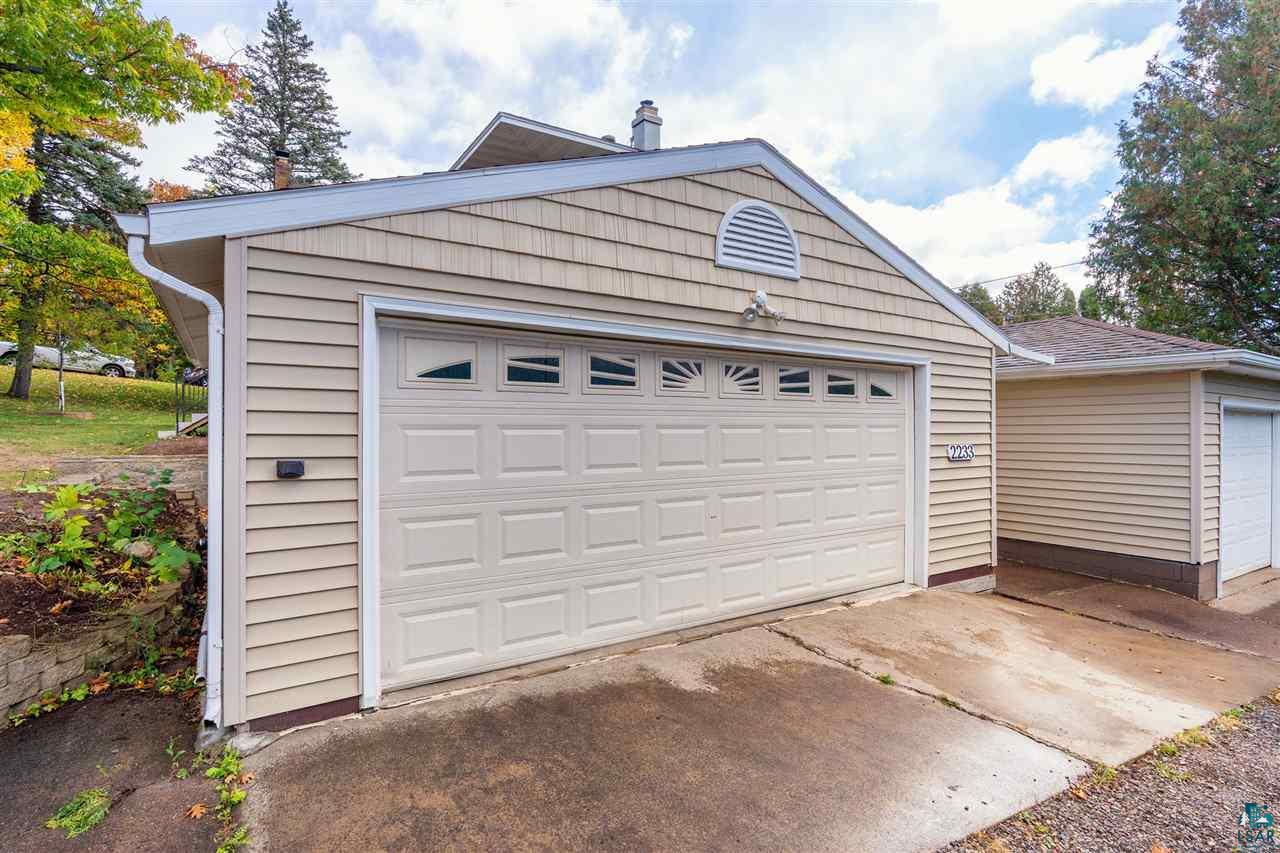 2233 Sussex Ave, Duluth, MN 55803 Listing Photo  48