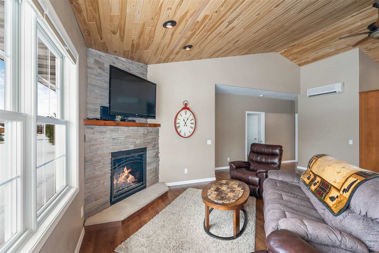 134 W Harney Rd, Esko, MN 55733 414,900 Single Family Sold