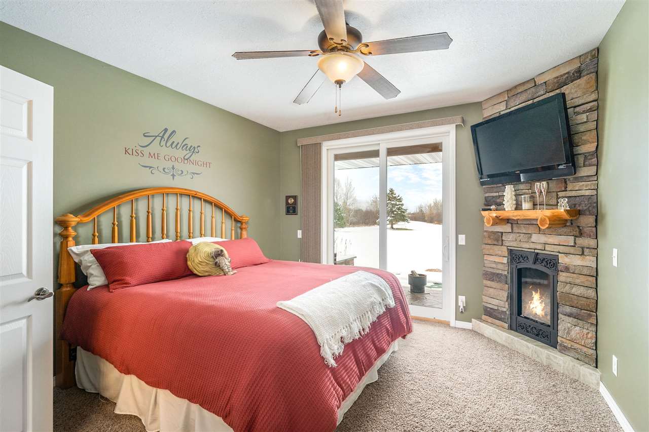 134 W Harney Rd, Esko, MN 55733 414,900 Single Family Sold