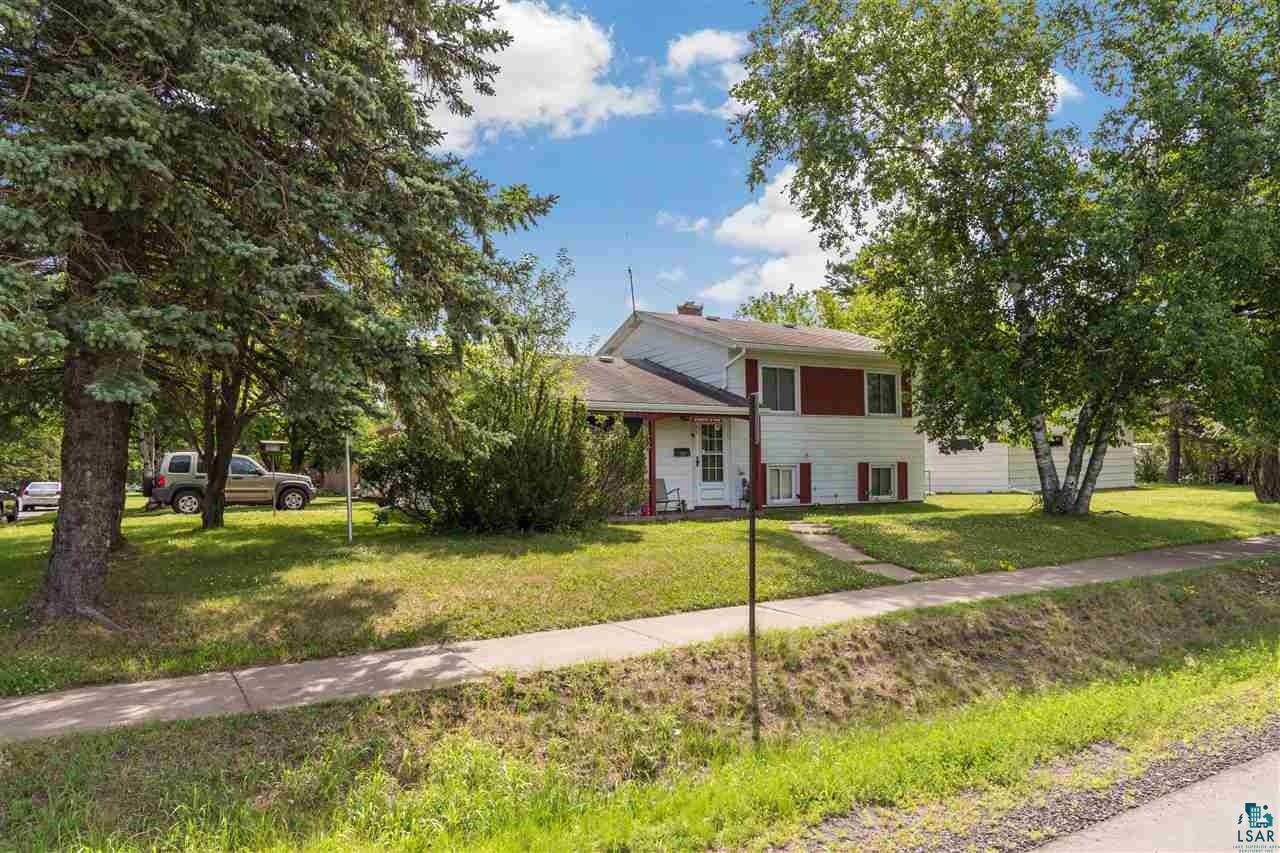2002 Hill Ave, Superior, WI 54880 Listing Photo  2