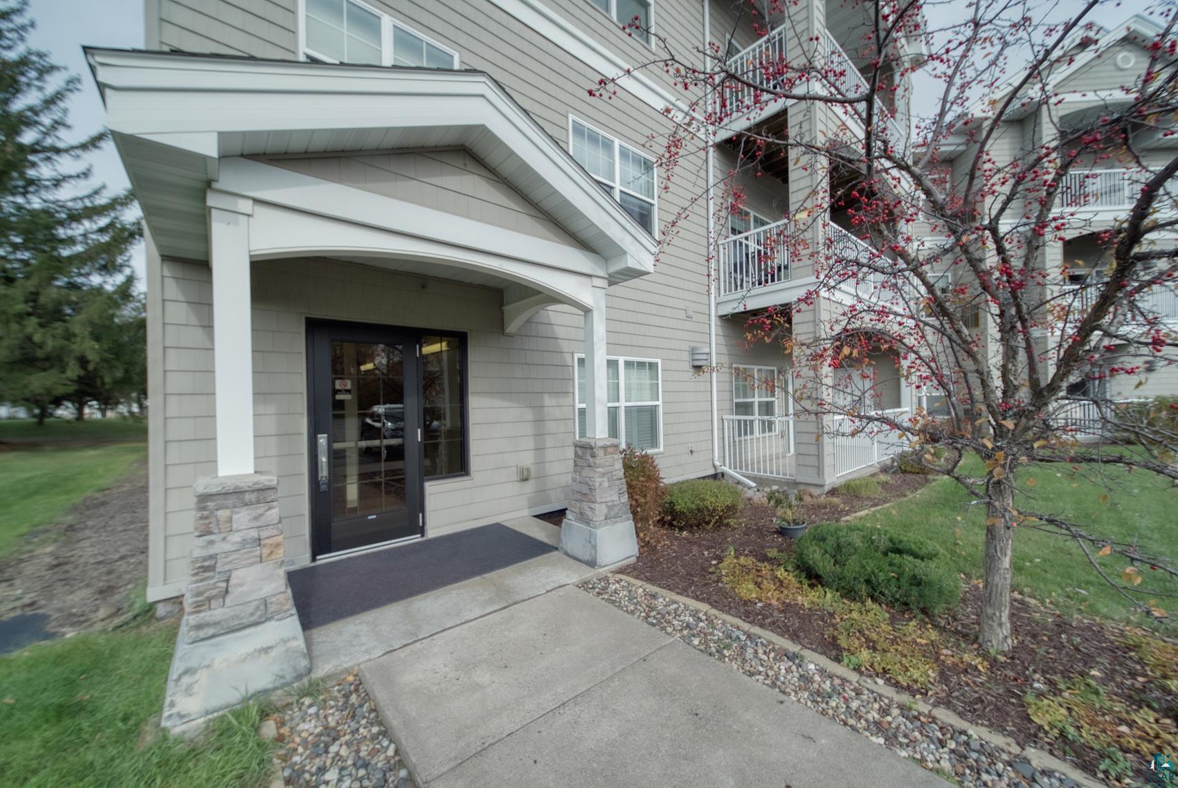 4042 Haines Rd, #213, Duluth, MN 55811 Listing Photo  18