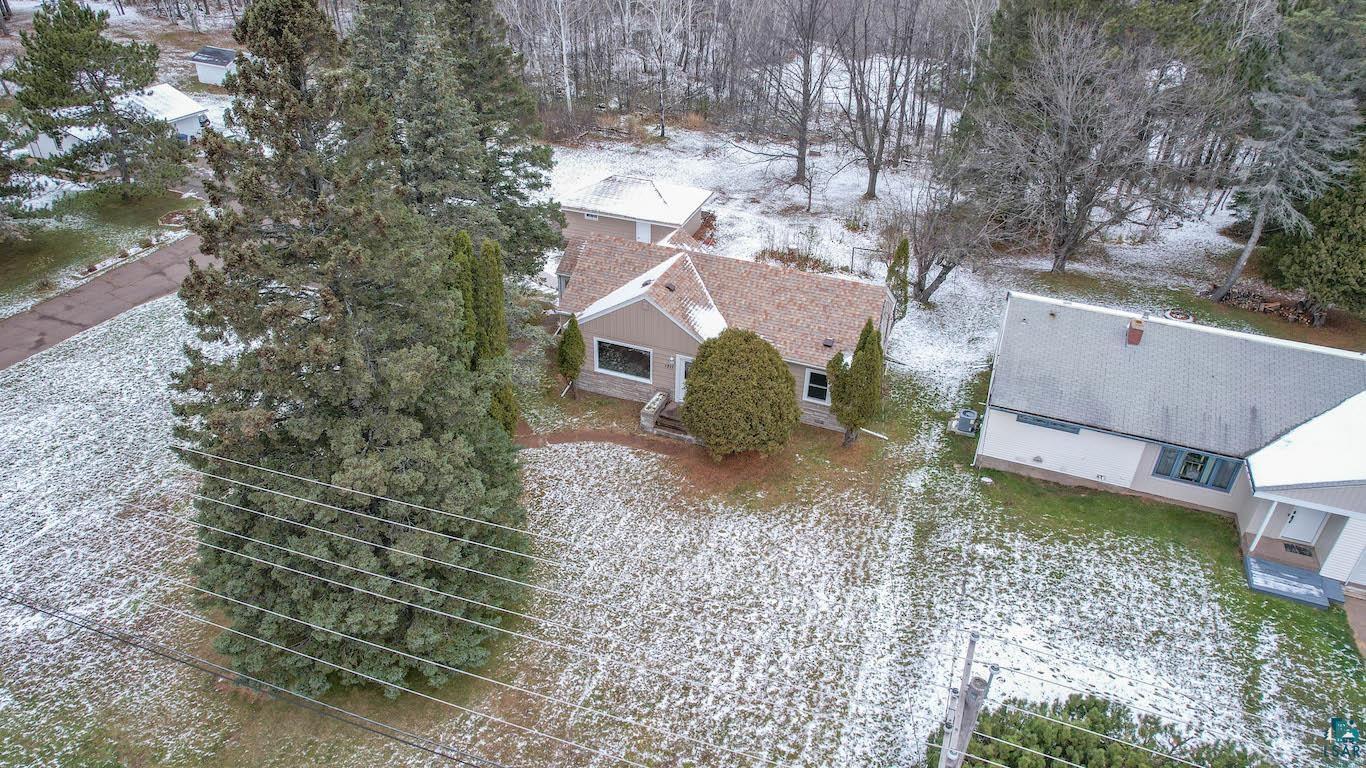 1211 Maple Grove Rd, Duluth, MN 55811 Listing Photo  13
