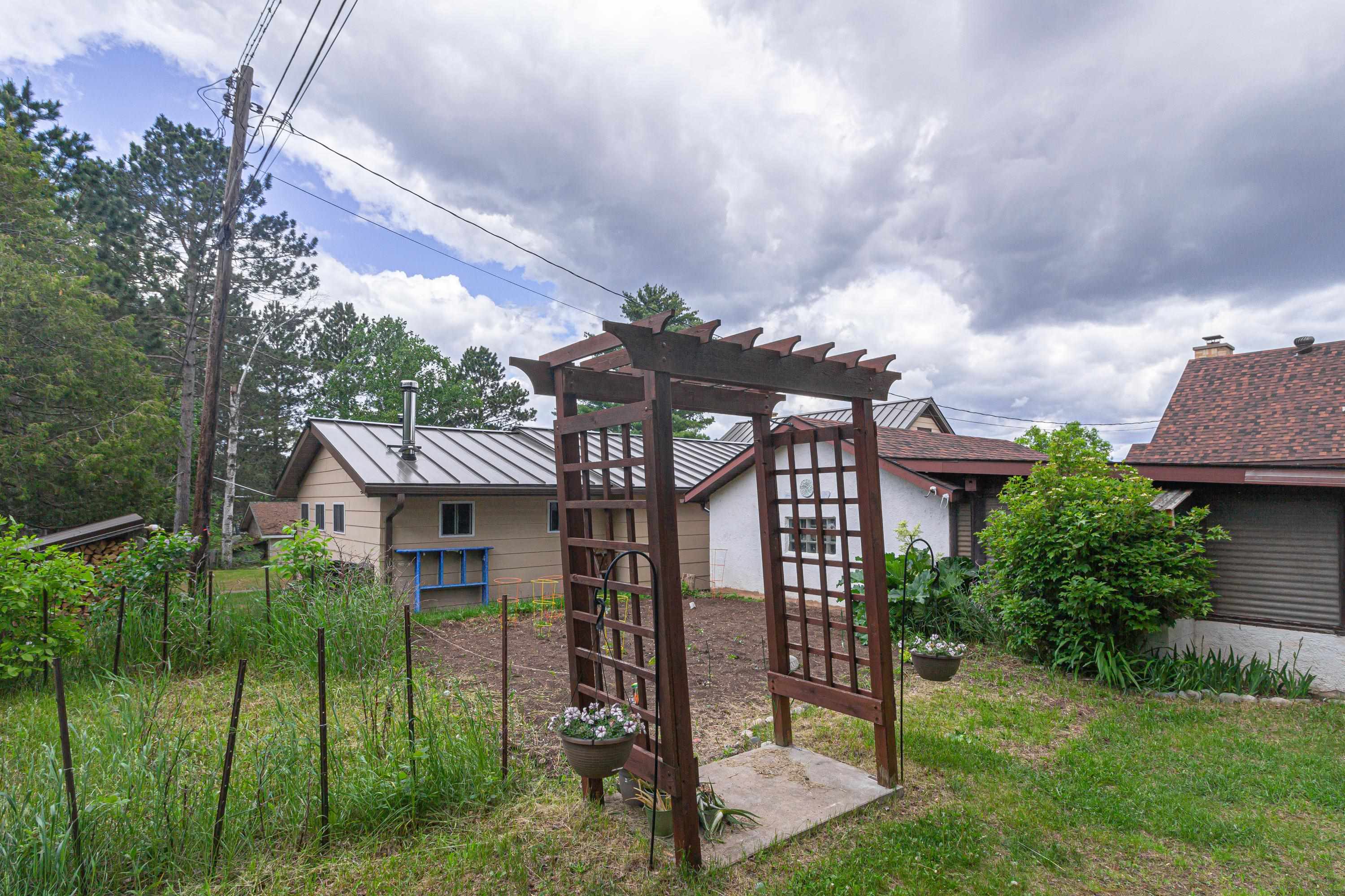 232 E Boundary St for sale in Ely, Minnesota, MLS ID 6103586 Bear