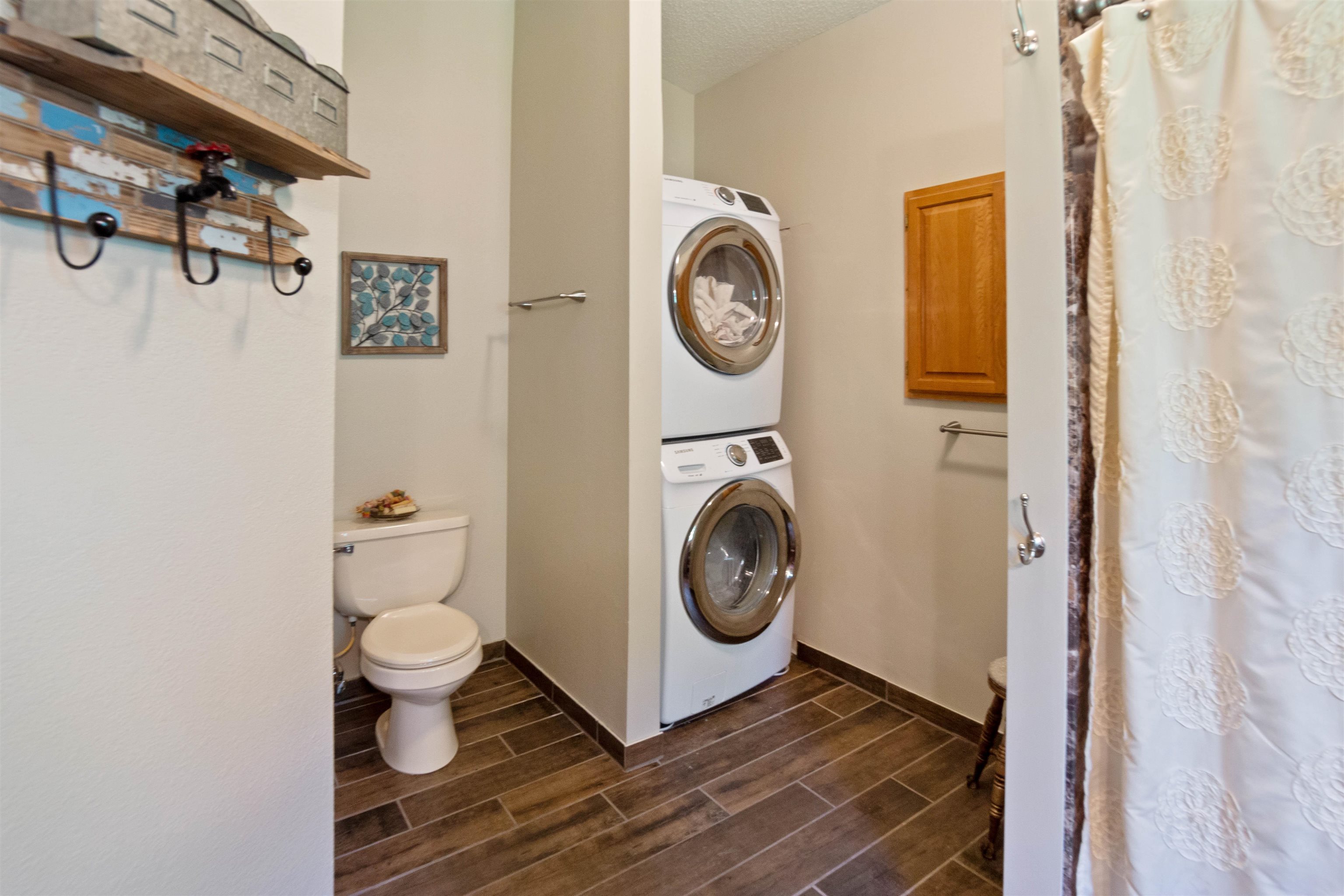 5920 Hwy 7, Culver, MN 55779 549,900 SF/Detached Inactive