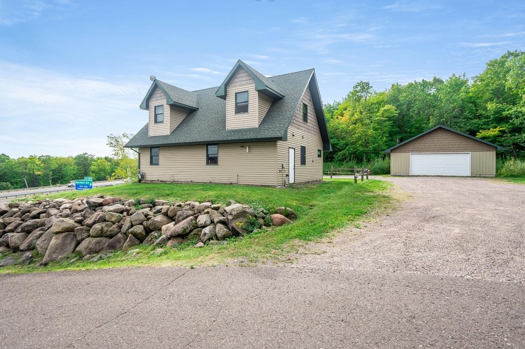 5092 Benson Road, Hermantown, MN 55810 345,000 Single Family Sold