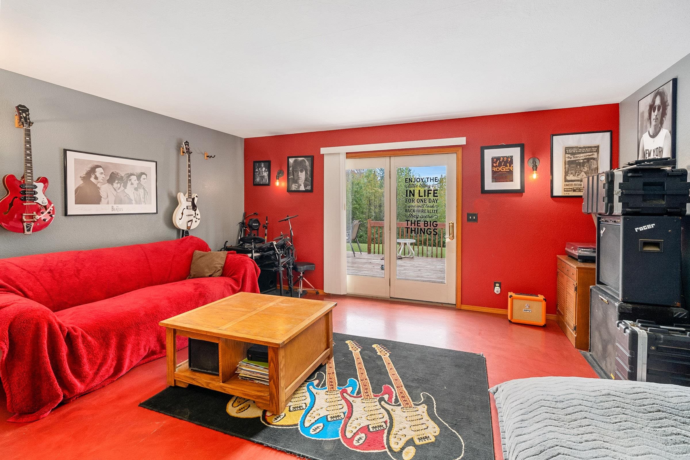 5471 Easy St, Duluth, MN 55803 424,900 SF/Detached Sold