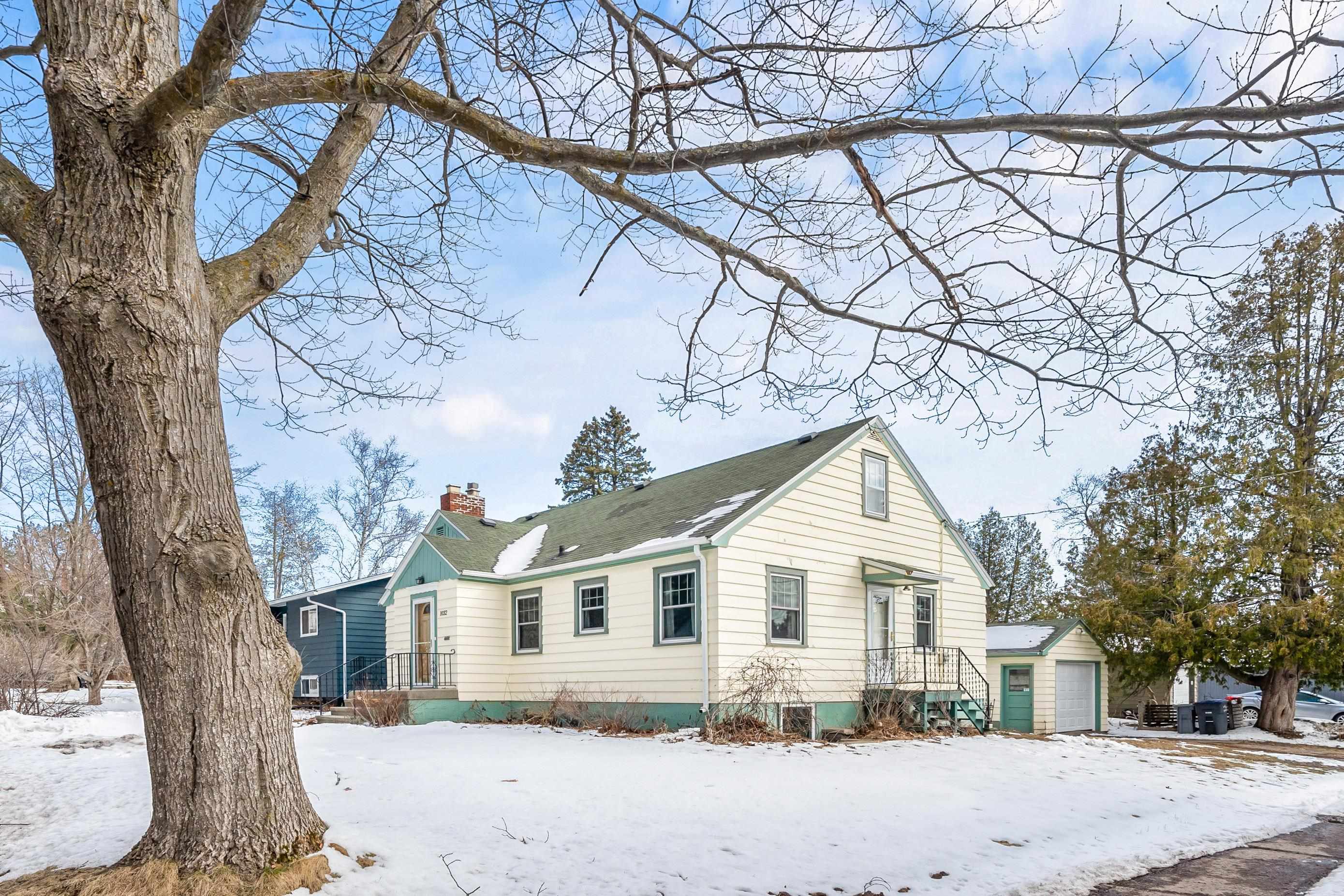 1032 Grandview Ave, Duluth, MN 55812 275,000 SF/Detached Coming Soon