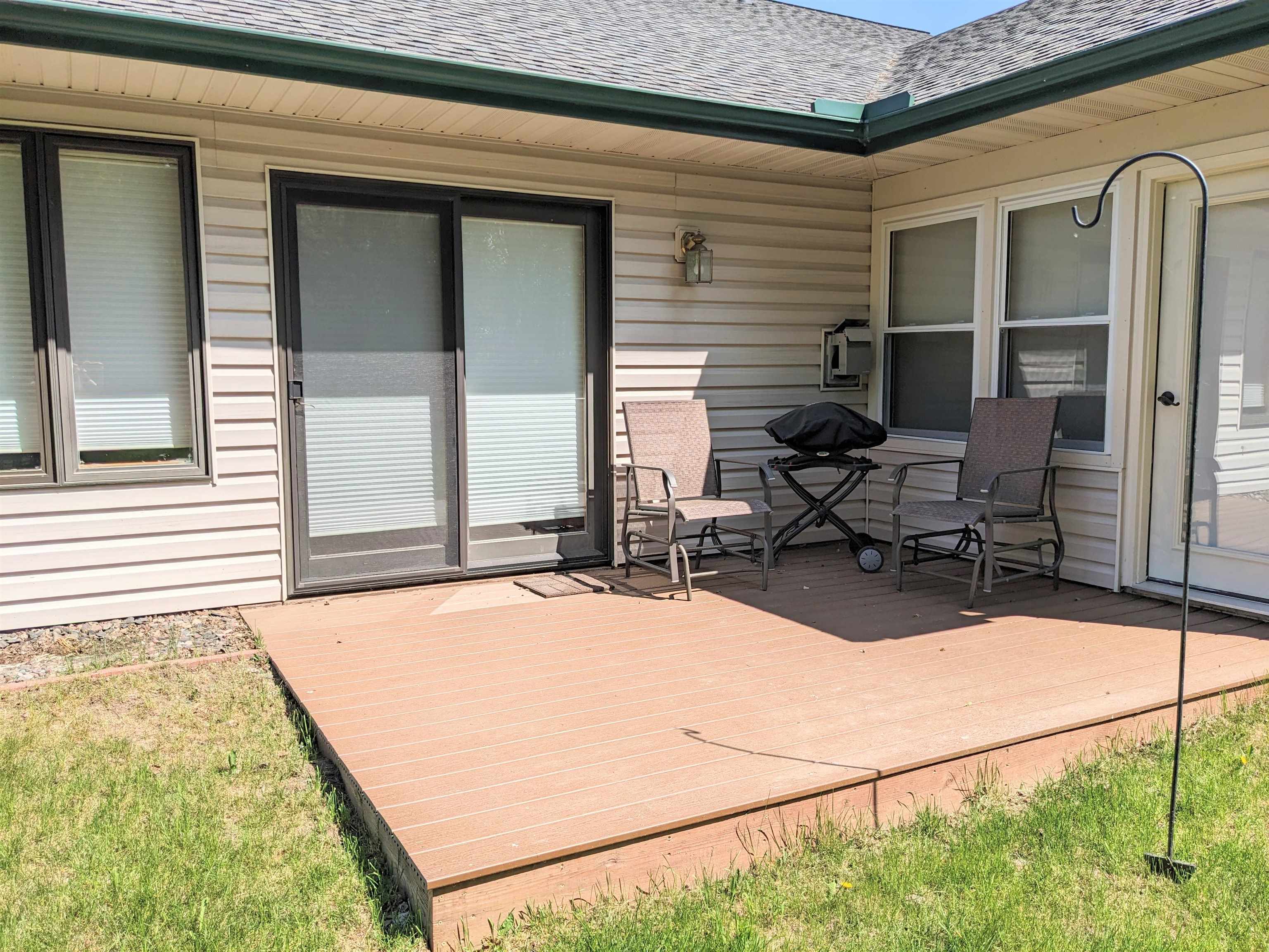 202 Prentice Heights Rd, 202, Ashland, WI 54806 315,000 Condo