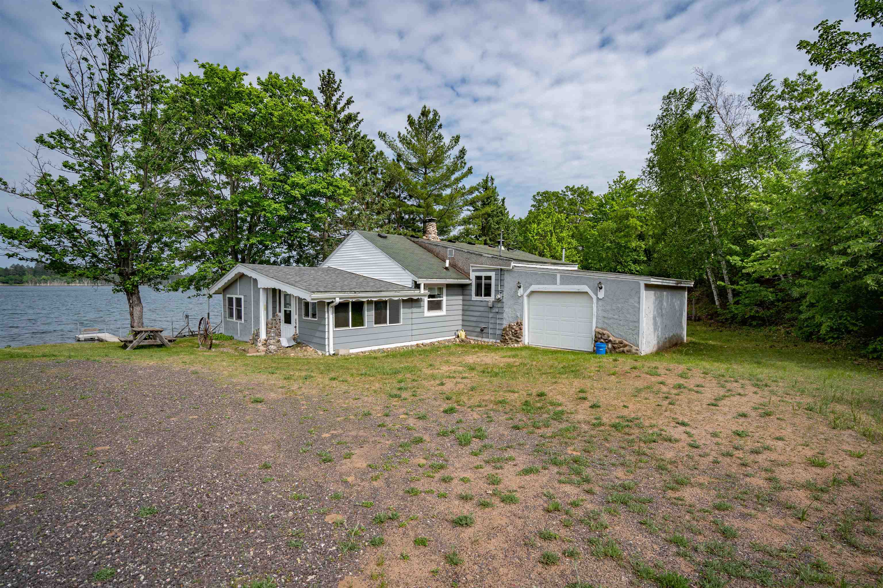 10568 S Sand Lake Blvd, Solon Springs, WI 54873 249,900 SF/Detached Sold