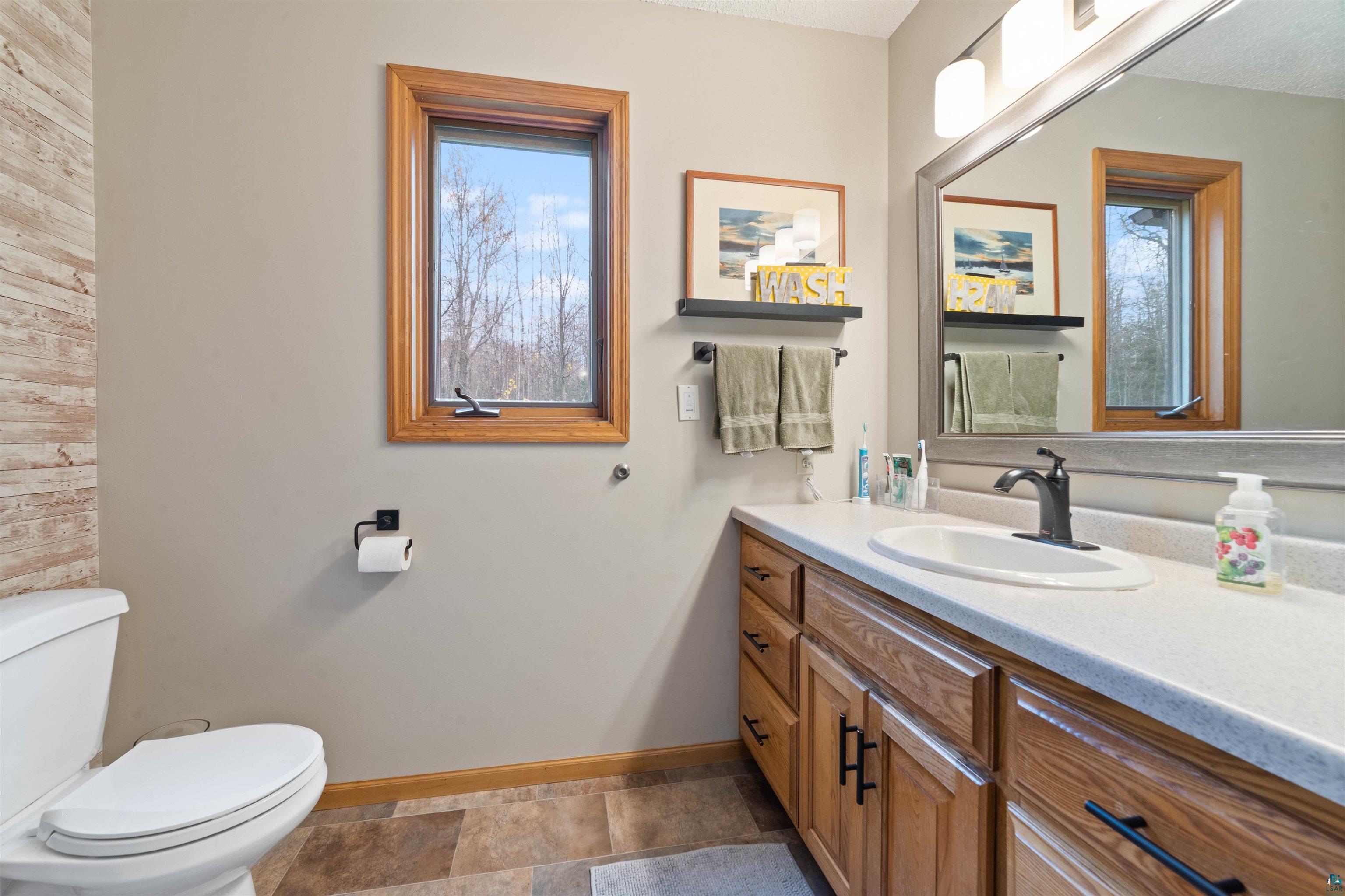 6907 Morris Thomas Rd, Cloquet, MN 55720 480,000 SF/Detached Active