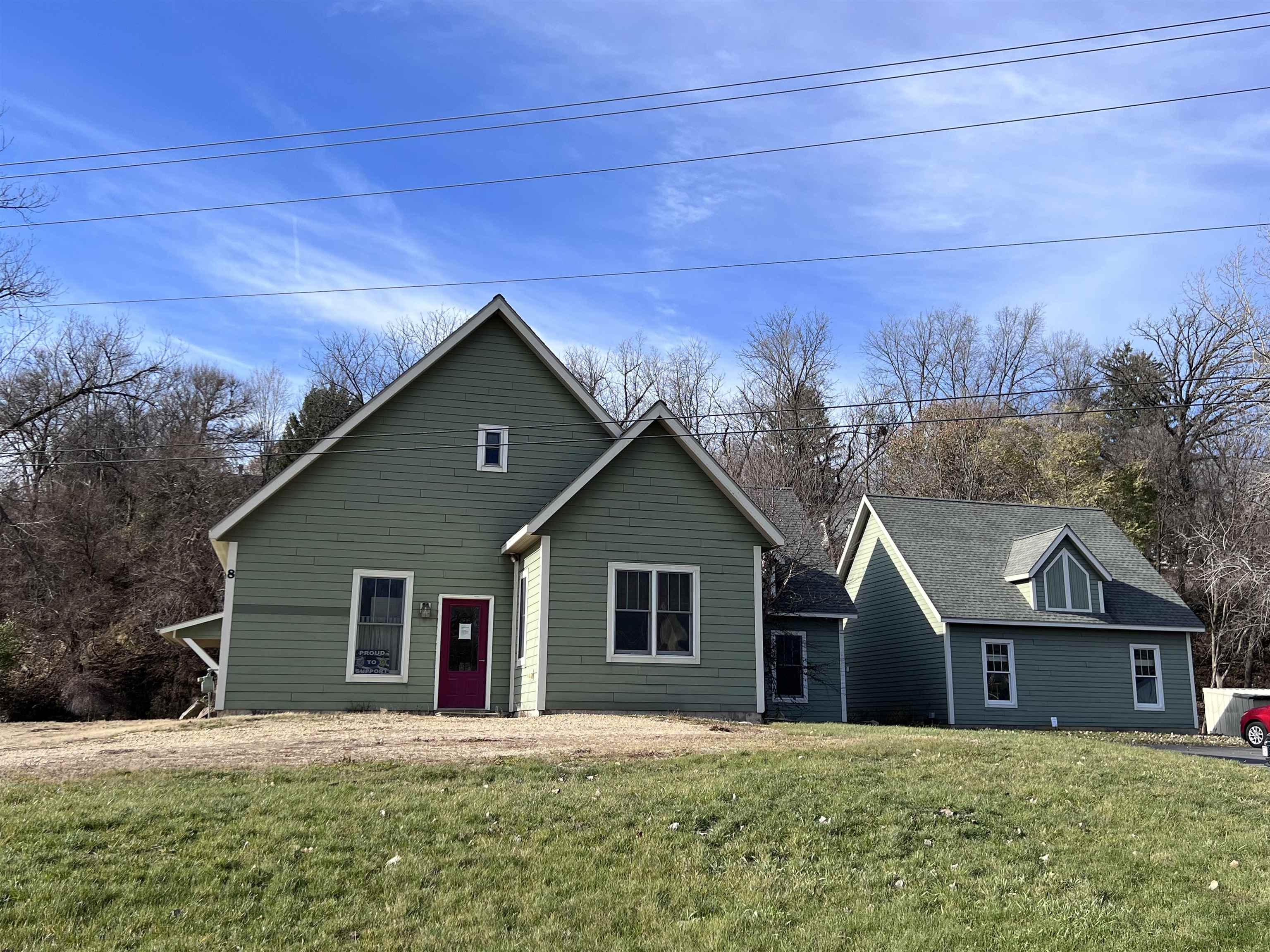 8 Commerce St, Mineral Point, WI 53565 549,000 SF/Detached Active