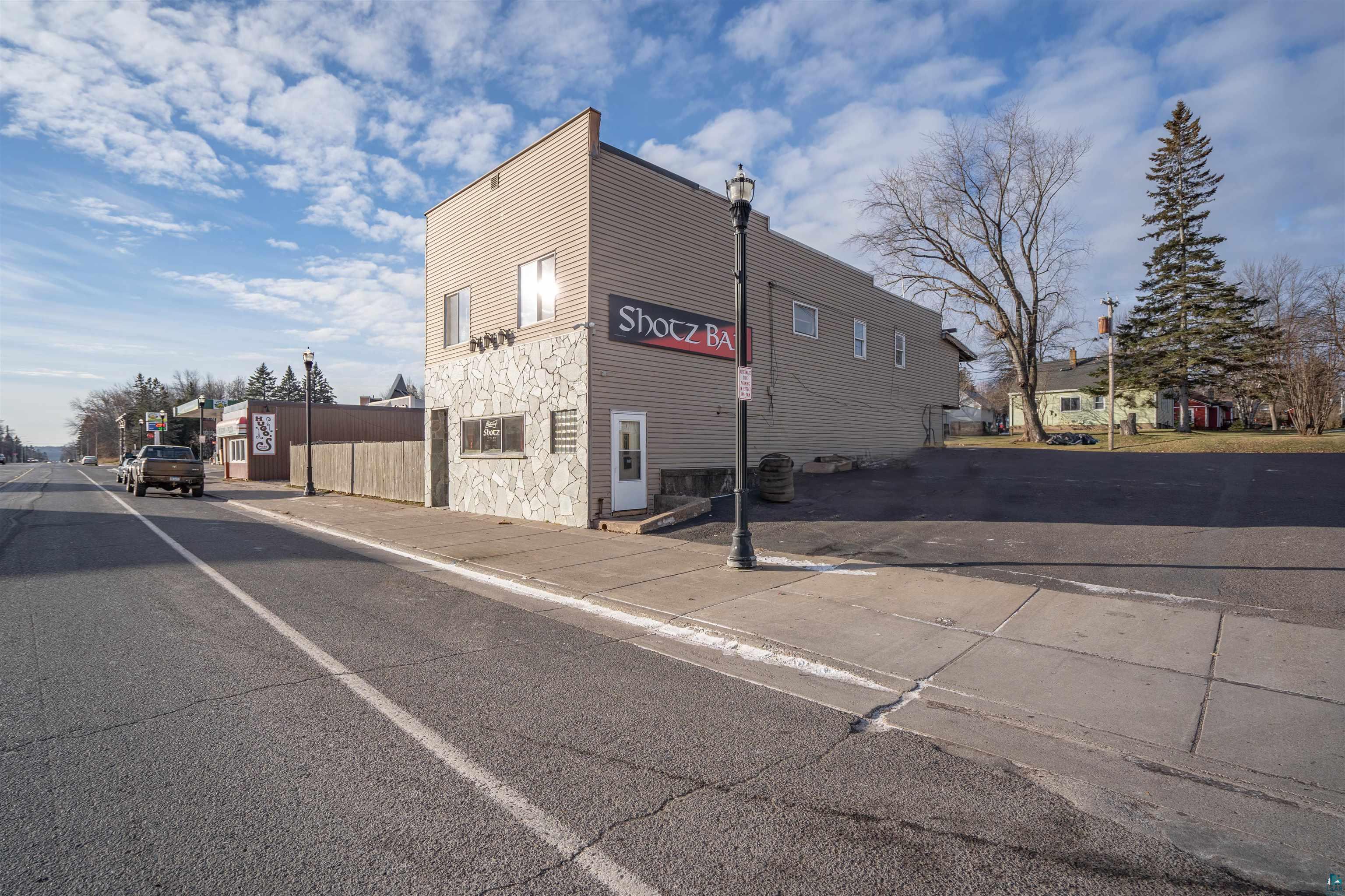 1321 Commonwealth Ave, Duluth, MN 55808 Listing Photo  3