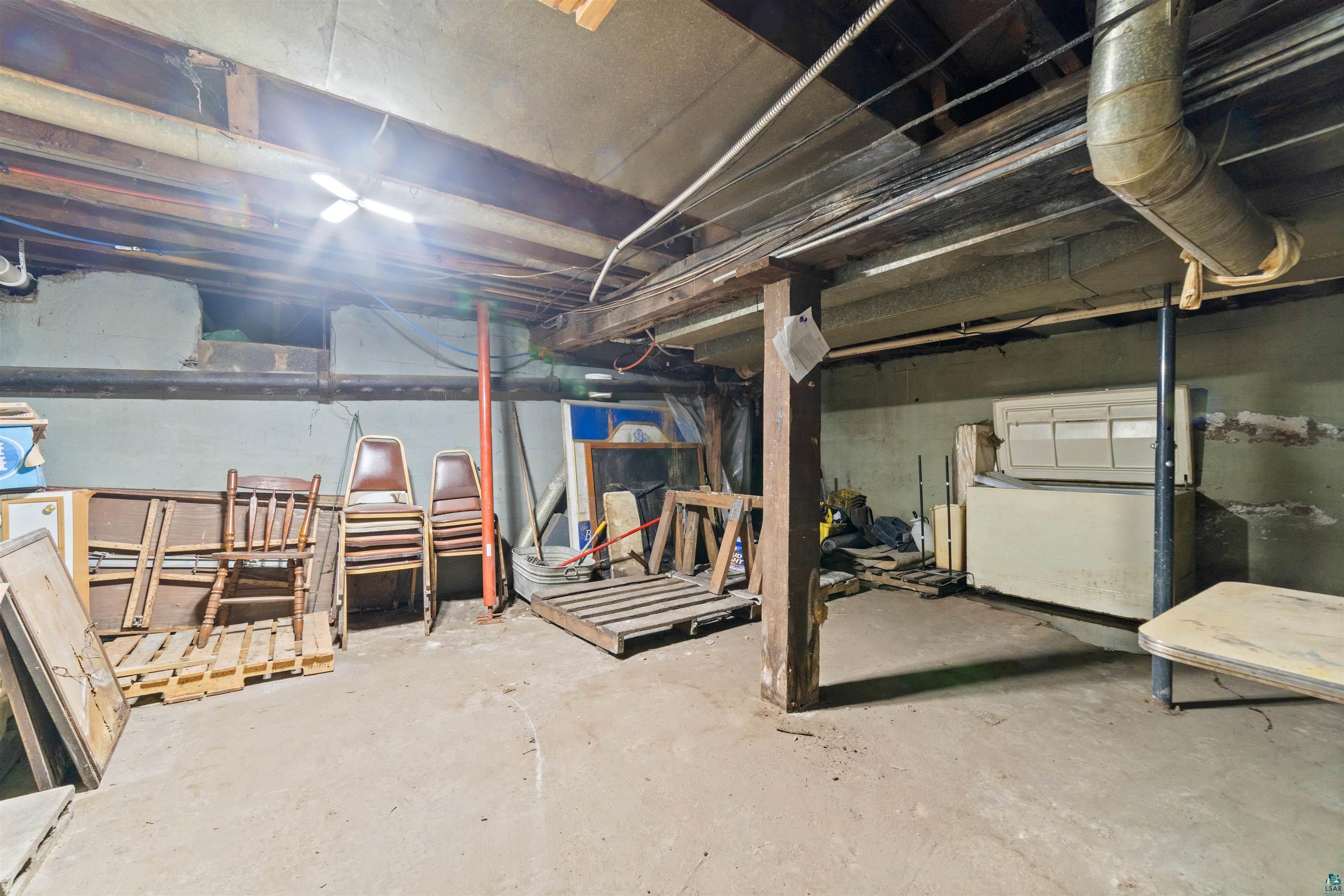1321 Commonwealth Ave, Duluth, MN 55808 Listing Photo  24