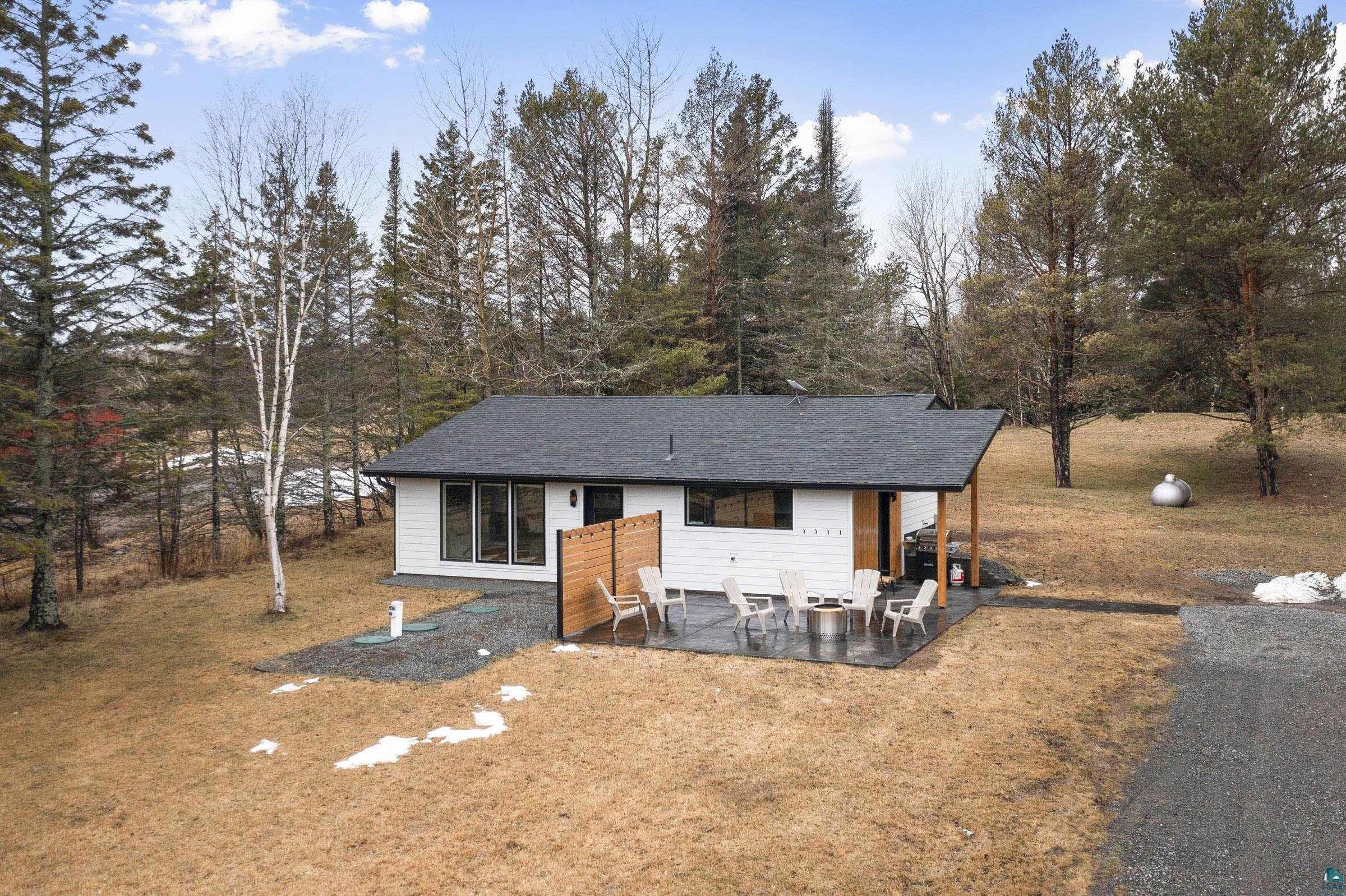 1557 Highway 61, Two Harbors, MN 55616 Listing Photo  1