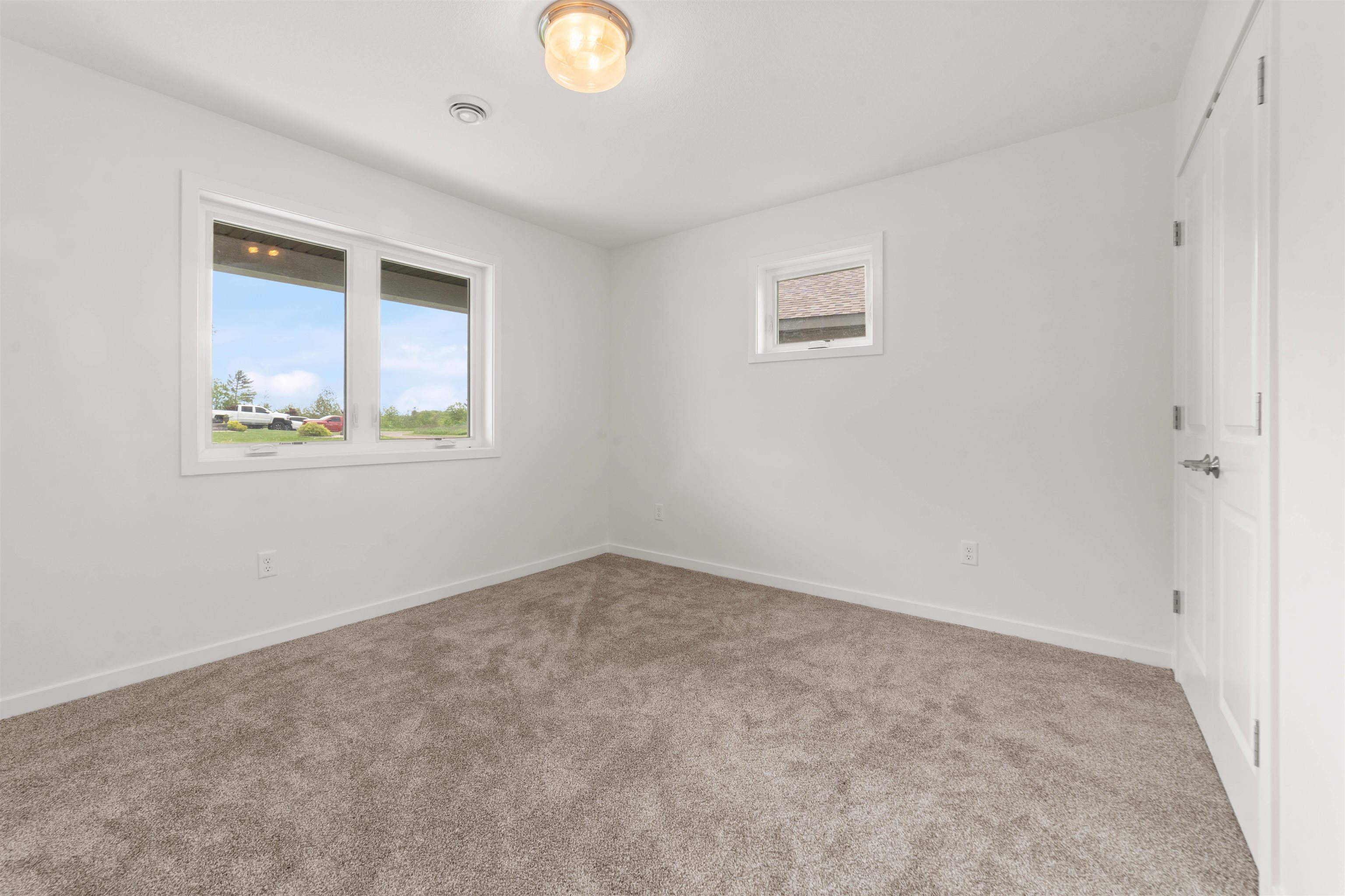 203 COFFEE CREEK BLVD, DULUTH, MN 55811 Hillman Realty & Appraisal