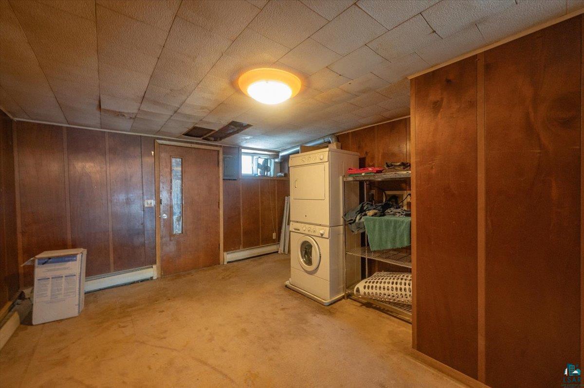 1717 Winter St, Superior, WI 54880 Listing Photo  12