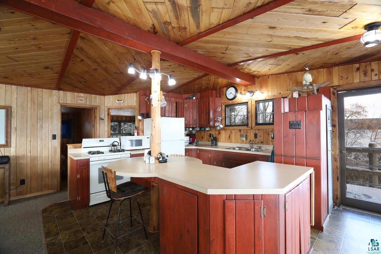 XXX Lake Vermilion, Cook, MN 55723 Listing Photo  7