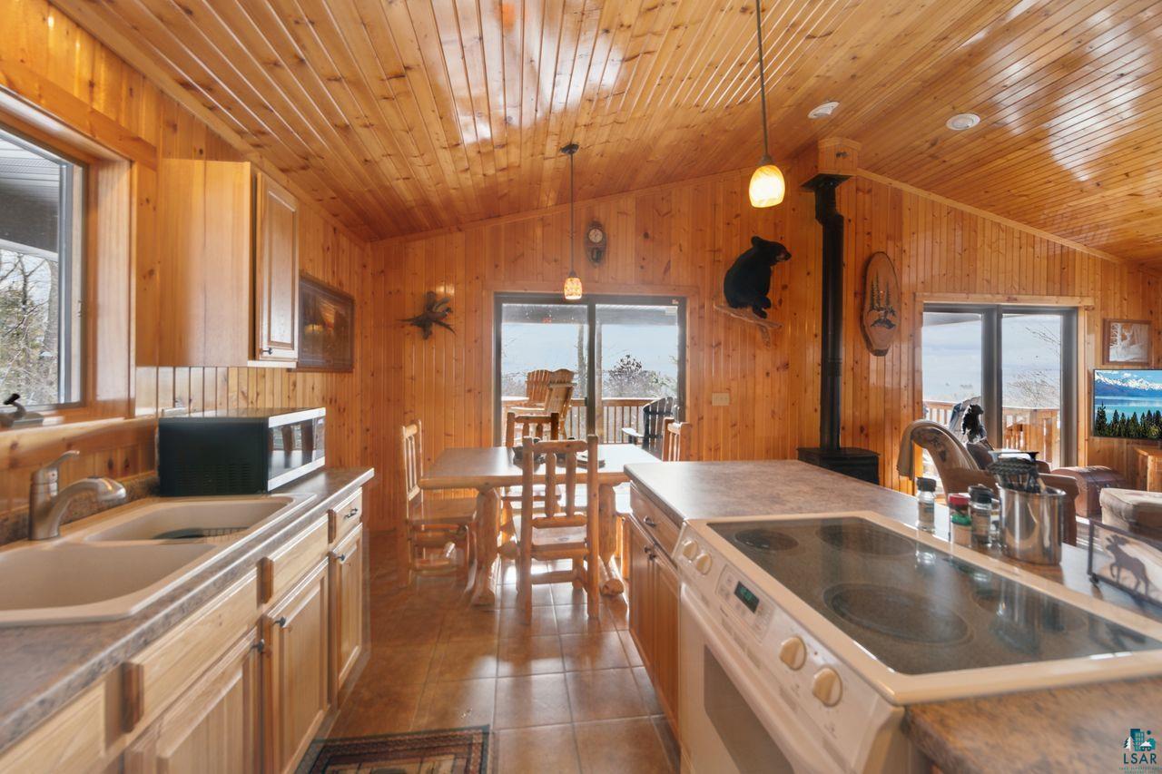 28255 Friendly Valley Rd, Washburn, WI 54891 Listing Photo  8