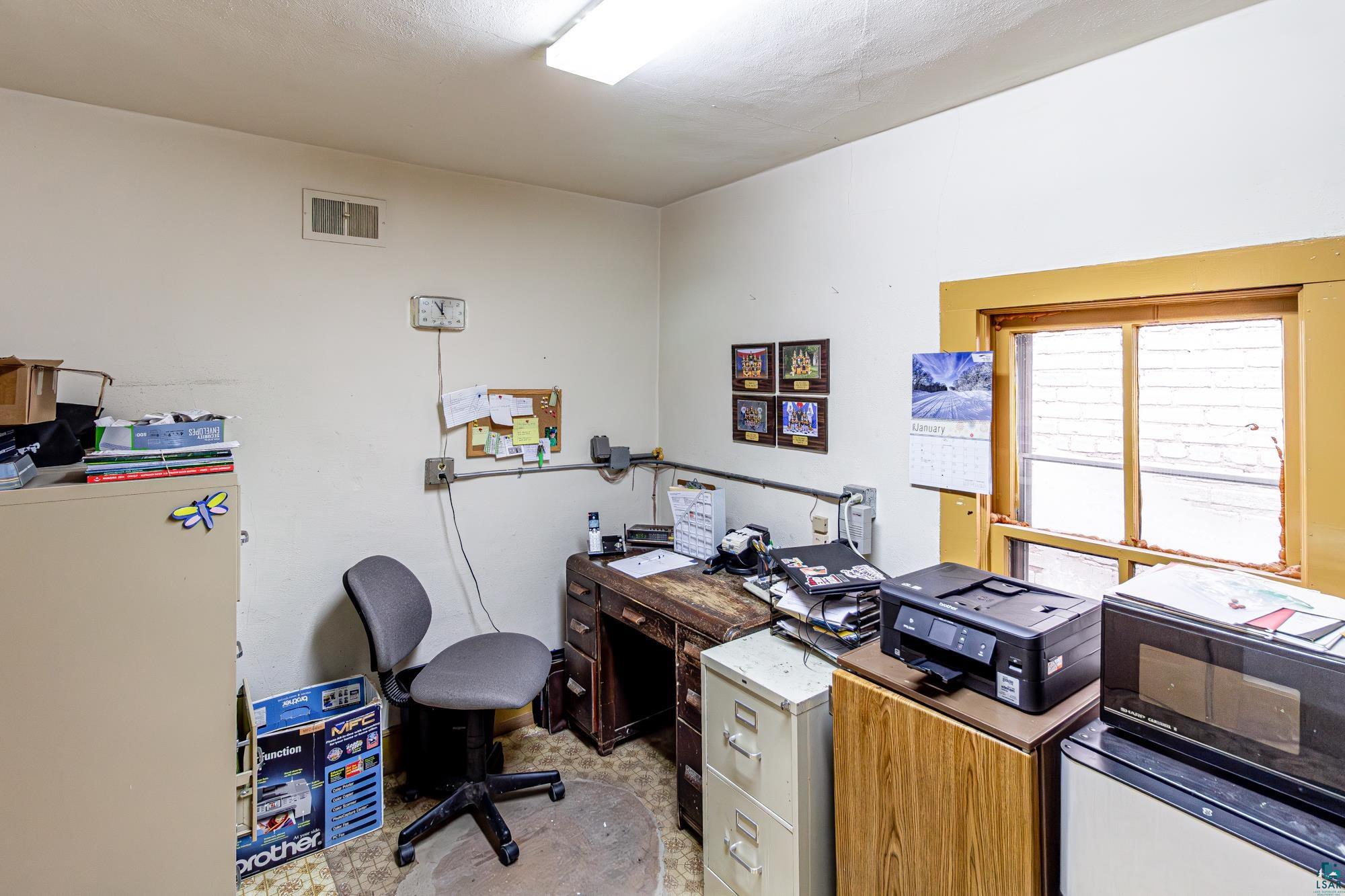 137 E Sheridan St, Ely, MN 55731 Listing Photo  36