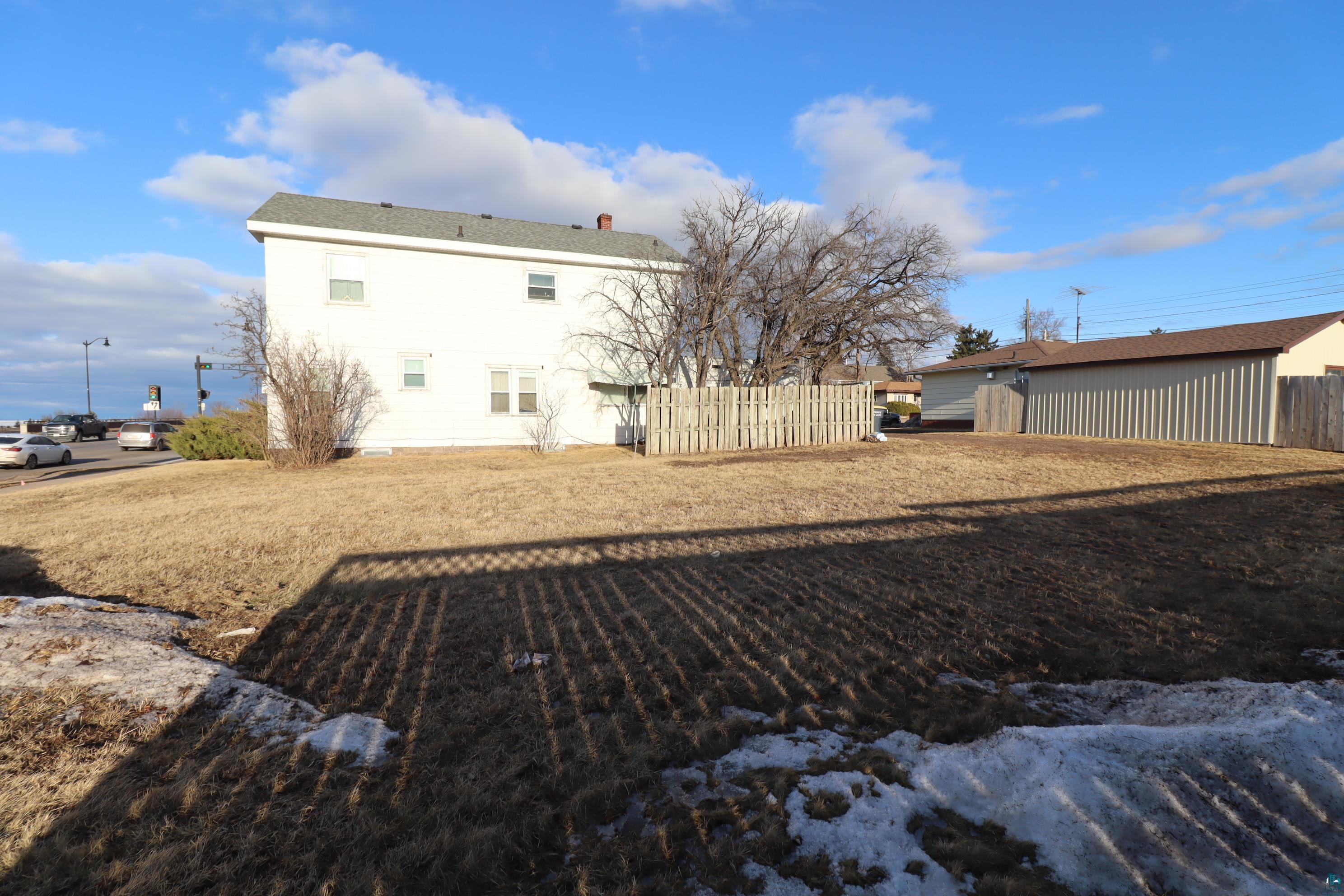 1306 Lake Shore Dr W, Ashland, WI 54806 Listing Photo  12