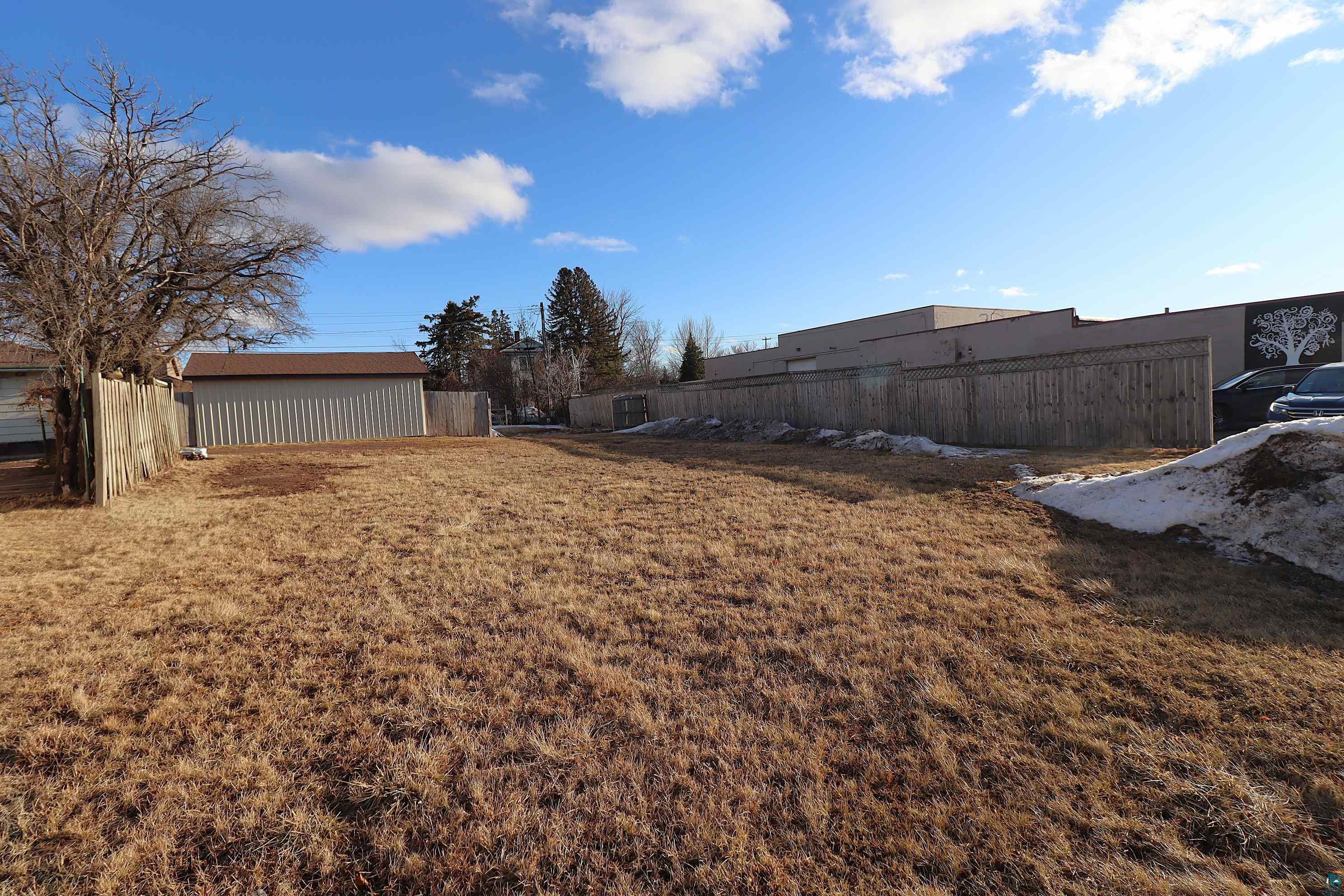 1306 Lake Shore Dr W, Ashland, WI 54806 Listing Photo  15