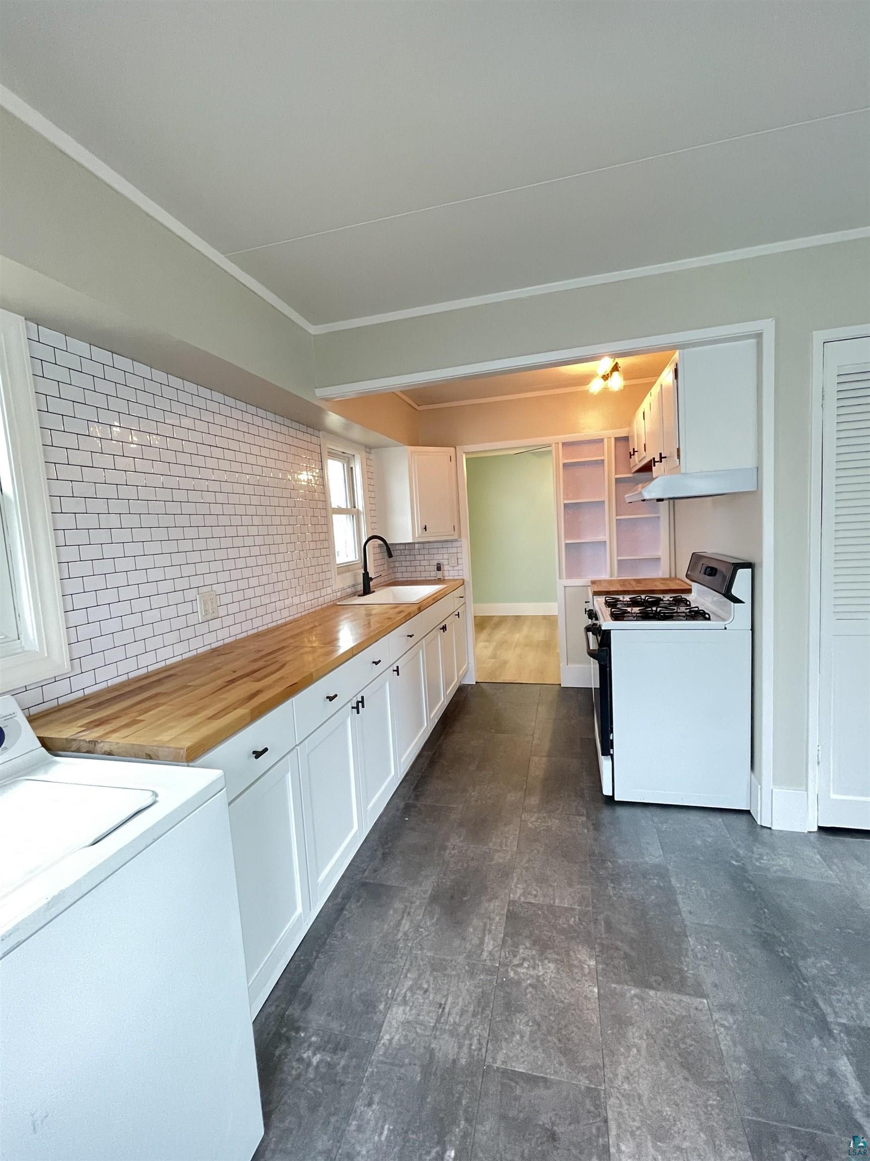 53 Edwards Dr, Silver Bay, MN 55614 Listing Photo  8