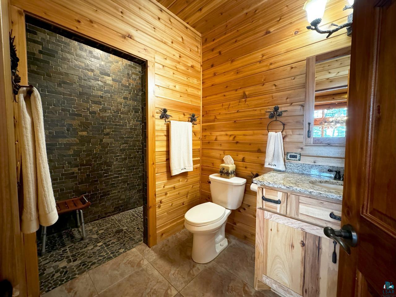 7236 Far North Rd, Orr, MN 55771 Listing Photo  14