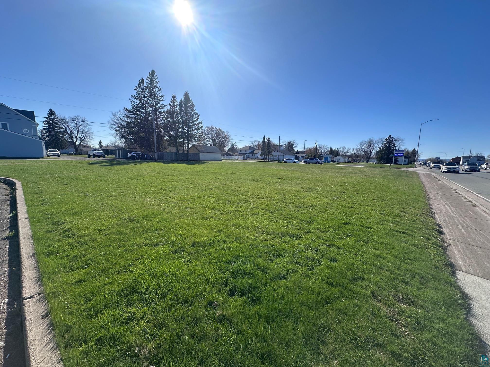 2802 E 2nd St, Superior, WI 54880 Listing Photo  4