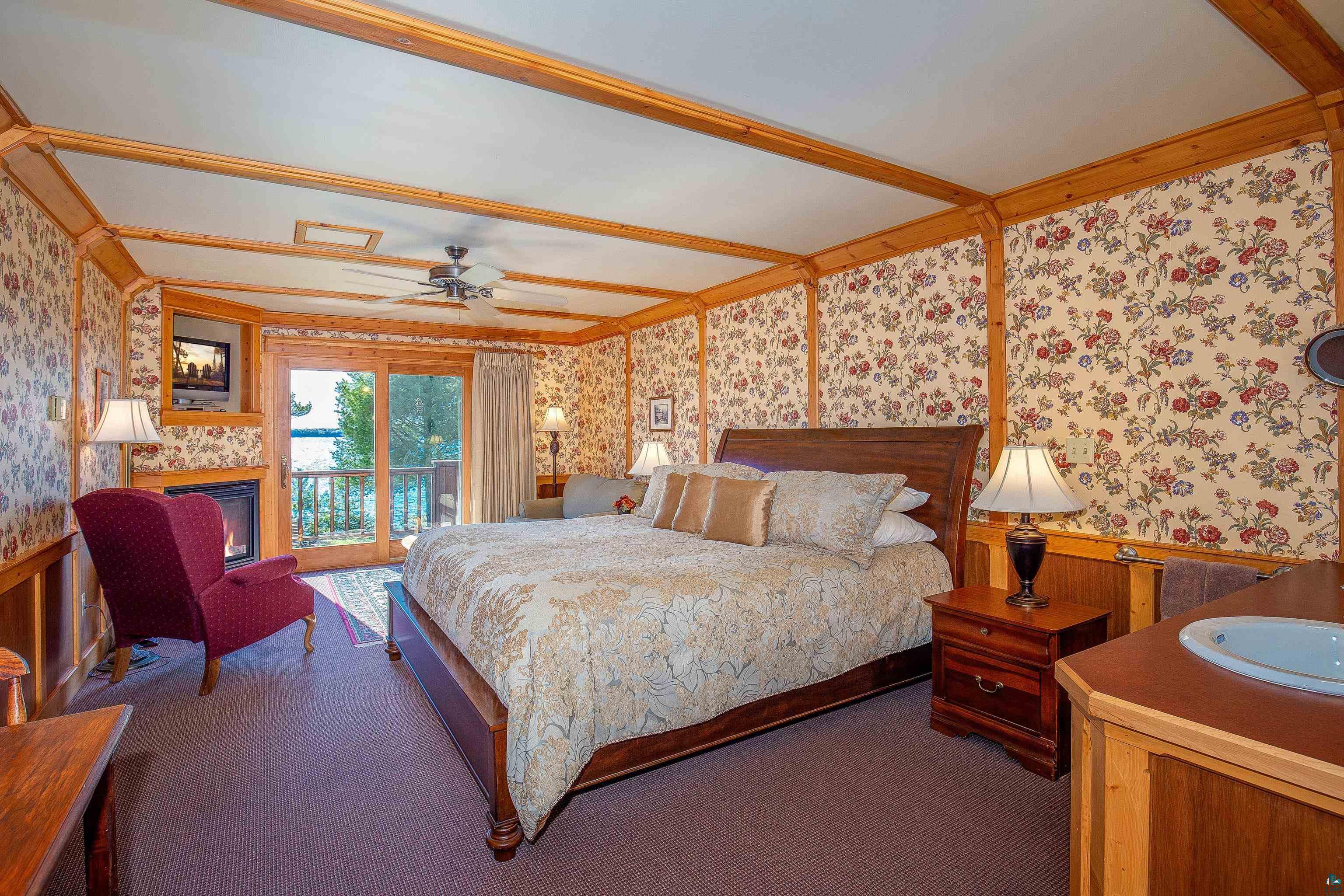 89405 Jack Pine Rd, Cornucopia, WI 54827 Listing Photo  29