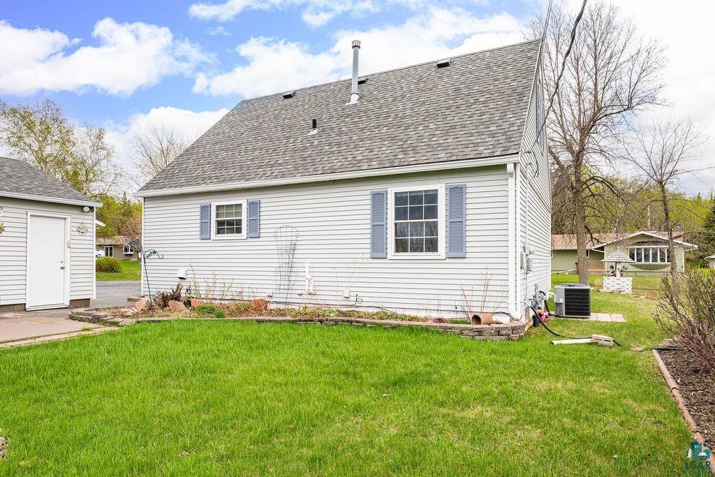 33 Nelson Dr, Silver Bay, MN 55614 Listing Photo  6