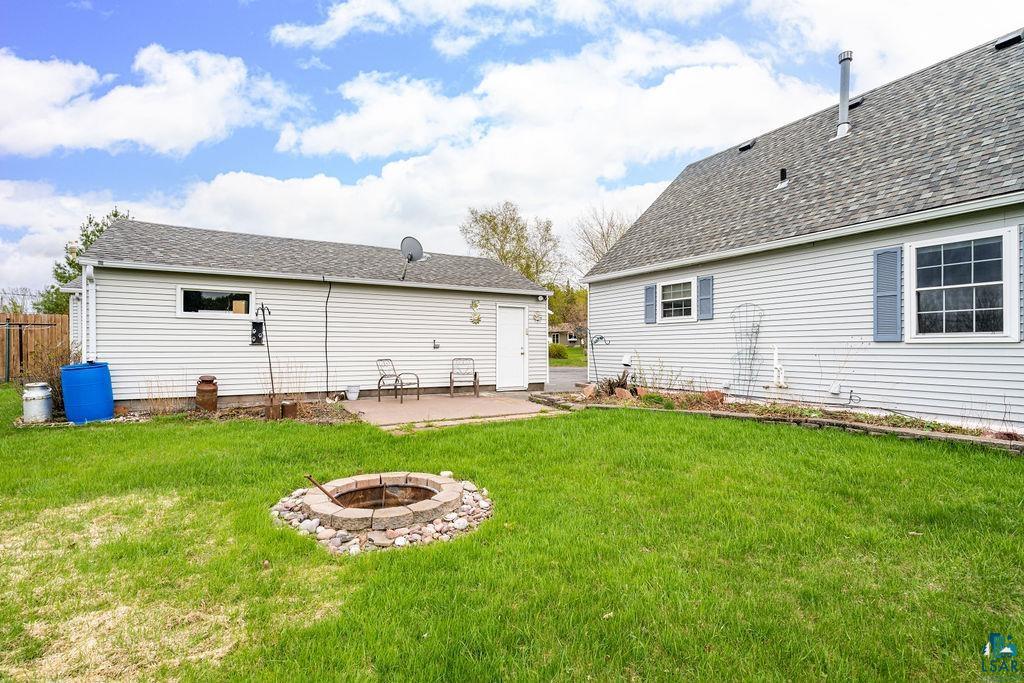 33 Nelson Dr, Silver Bay, MN 55614 Listing Photo  7