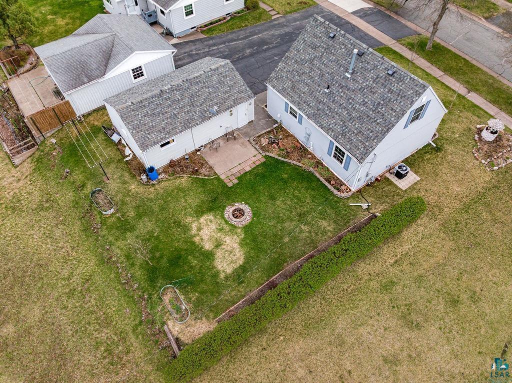 33 Nelson Dr, Silver Bay, MN 55614 Listing Photo  10