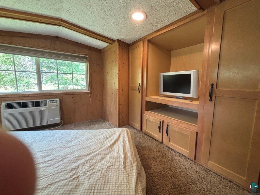 9436 Bear Ridge Dr, Orr, MN 55771 Listing Photo  15