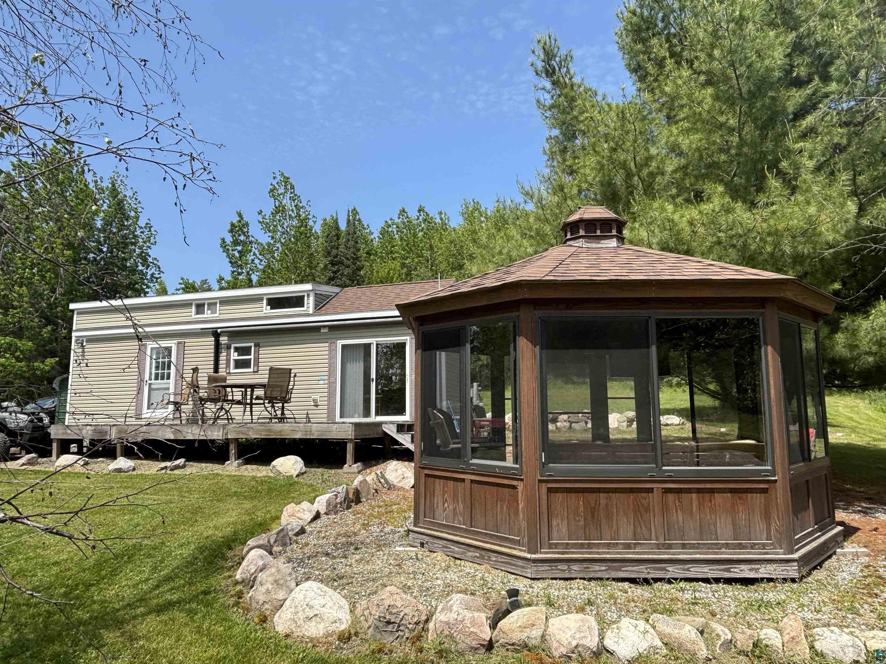 9442 Bear Ridge Dr, Orr, MN 55771 Listing Photo  2