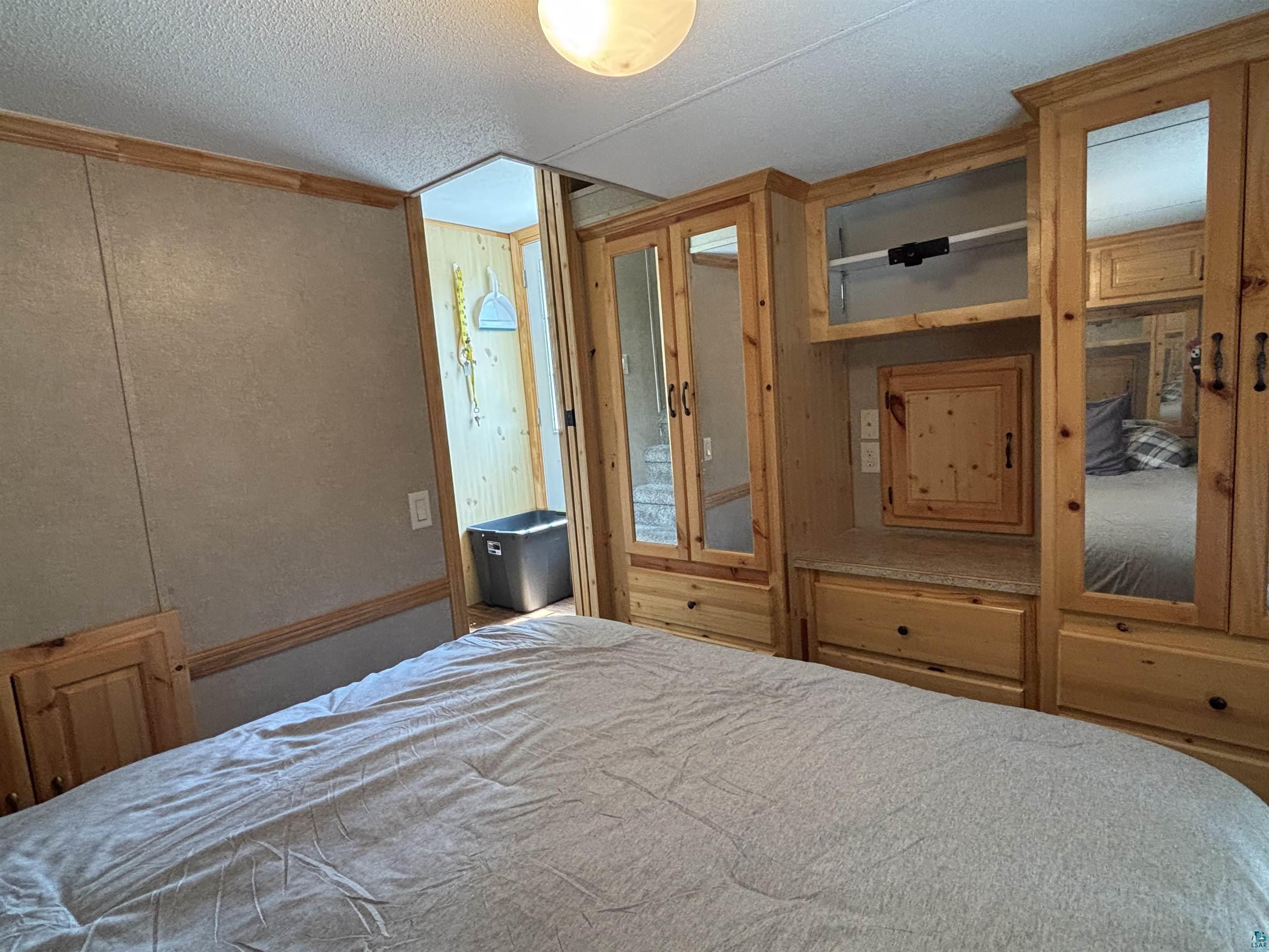 9442 Bear Ridge Dr, Orr, MN 55771 Listing Photo  11